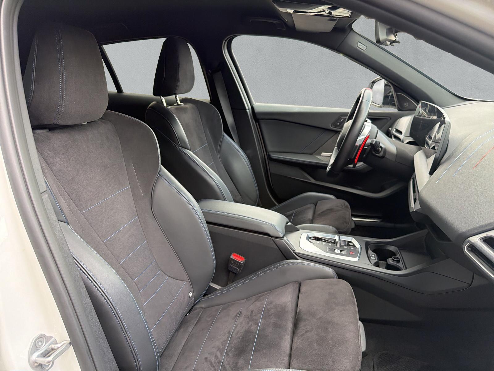 BMW M135i xDrive M Sport F70 (CH)-image-12