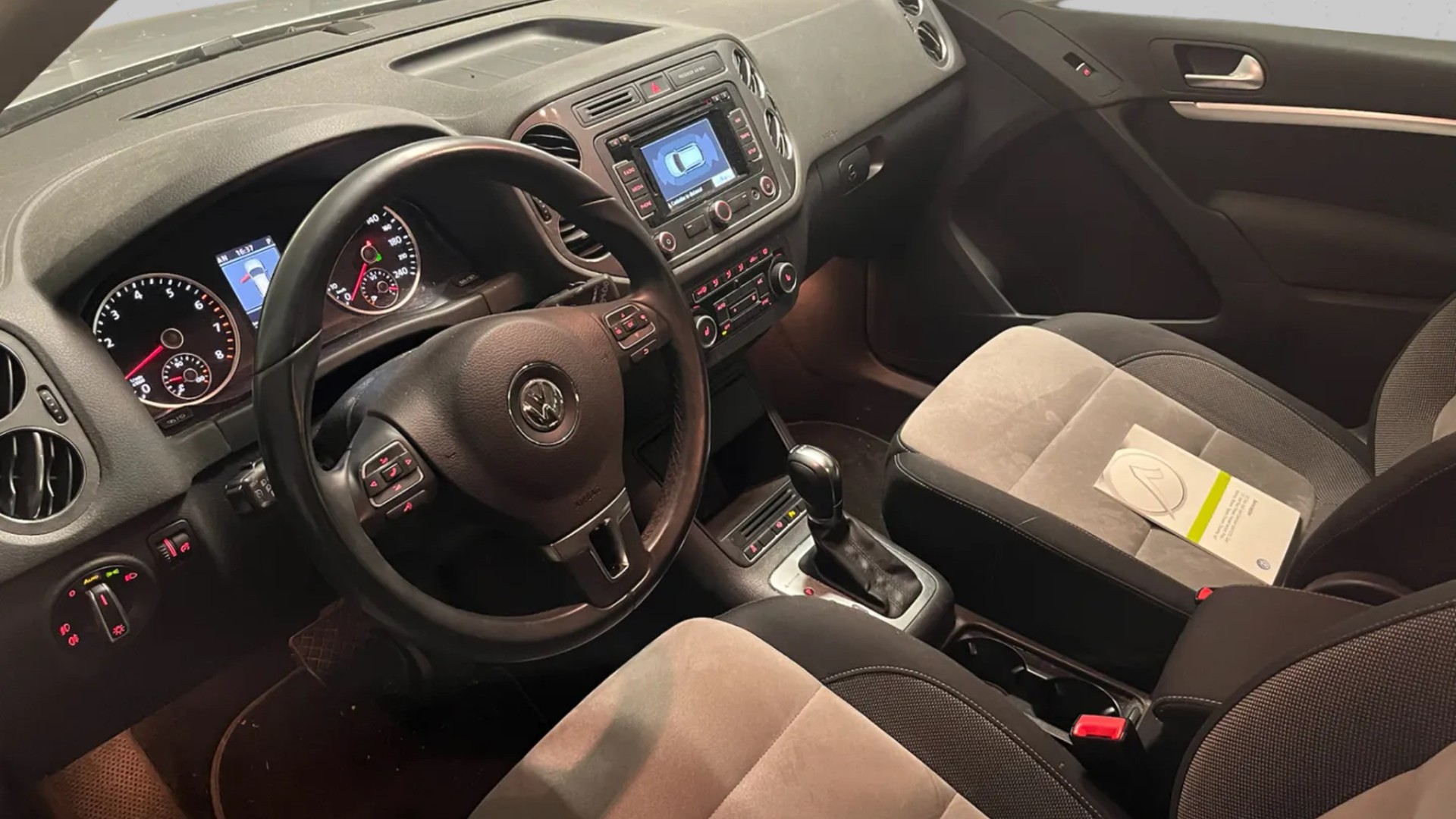 VW Tiguan 2.0 TSI Sport&Style 4Motion DSG-image-8