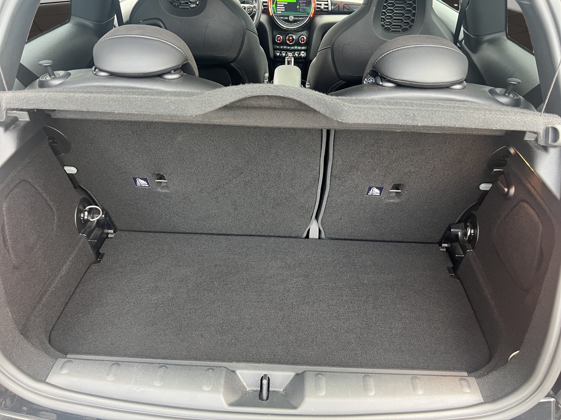 MINI Cooper John Cooper Works Steptronic-image-19