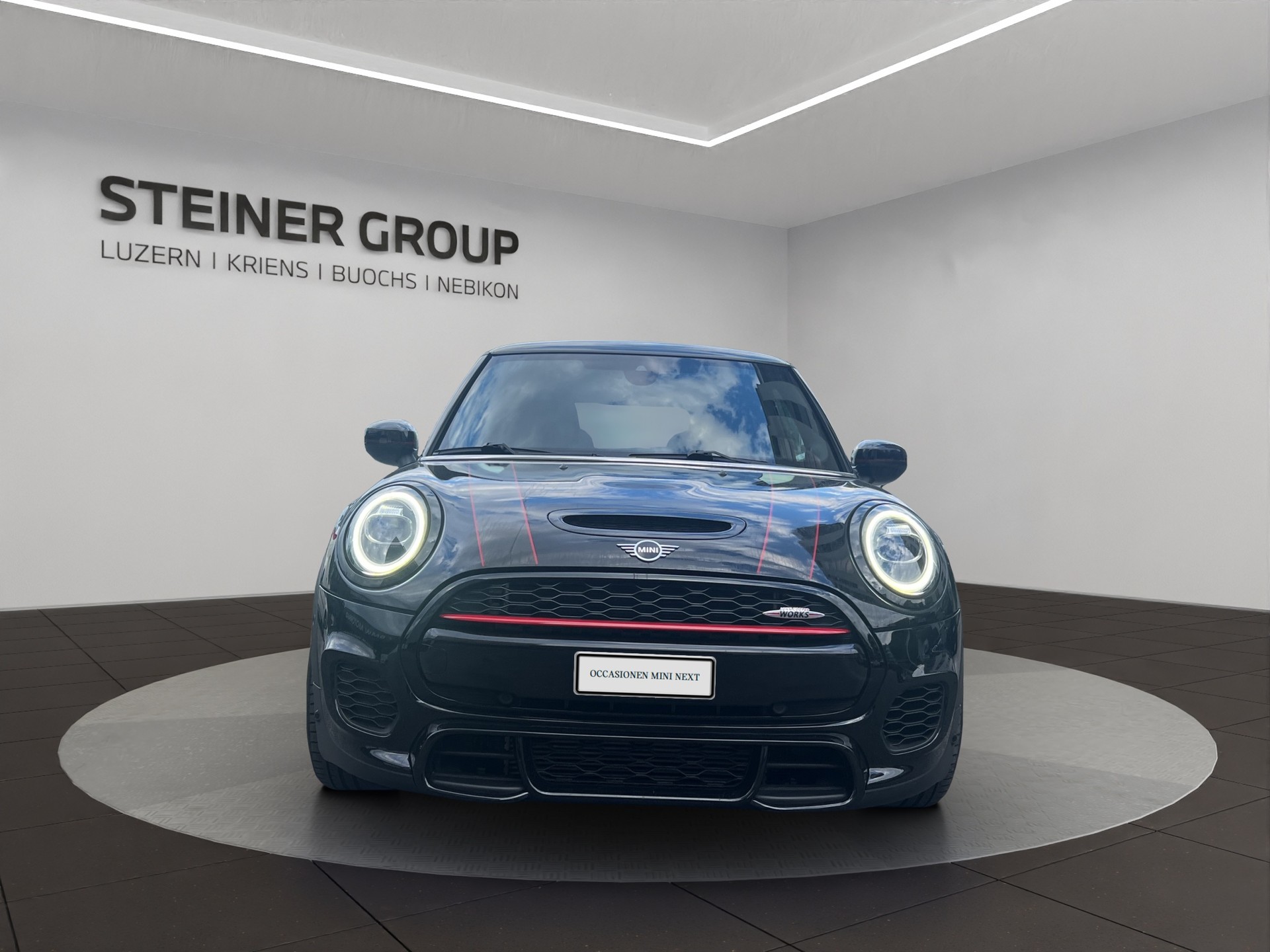 MINI Cooper John Cooper Works Steptronic-image-1