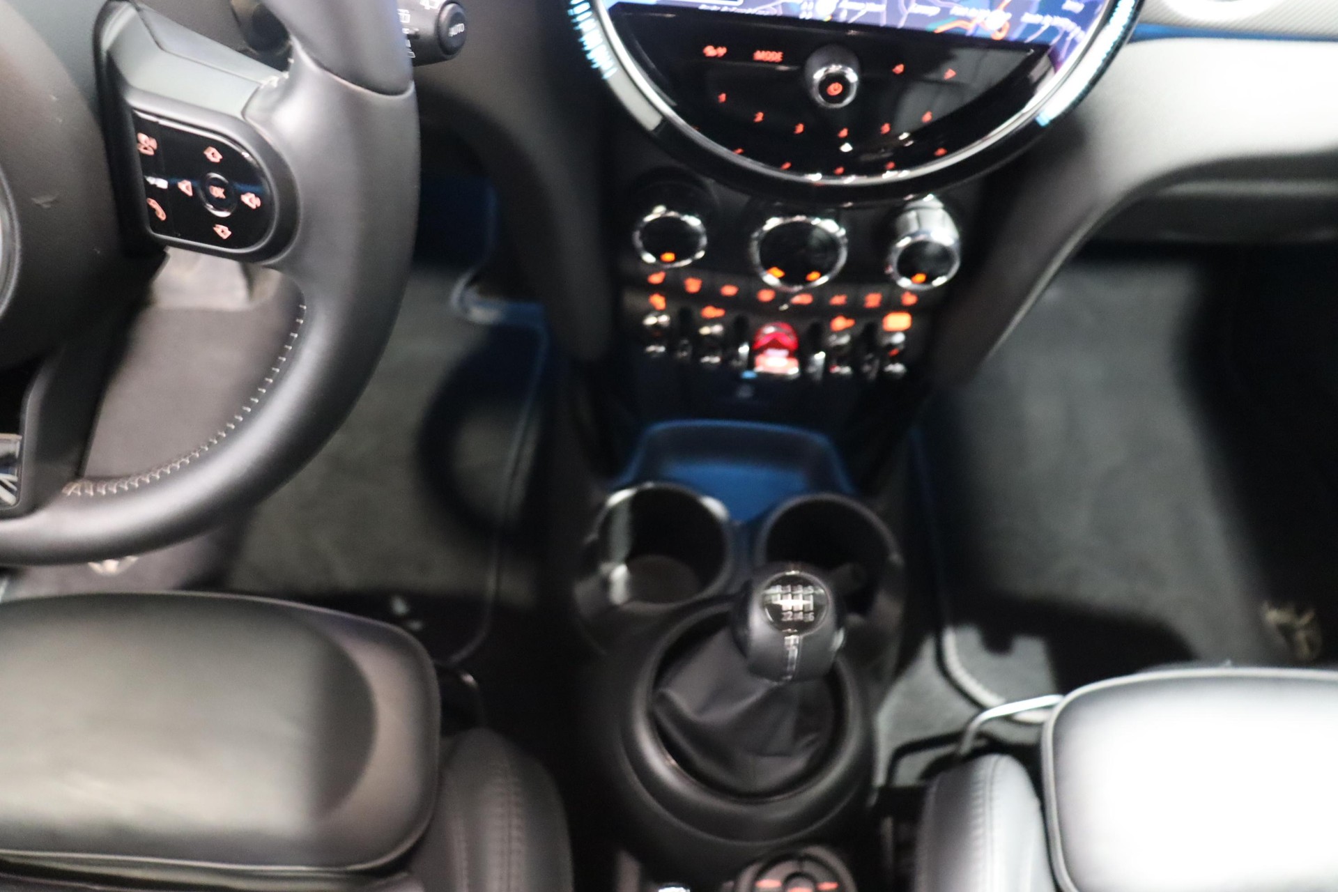 MINI F55 2.0i Cooper S-image-10