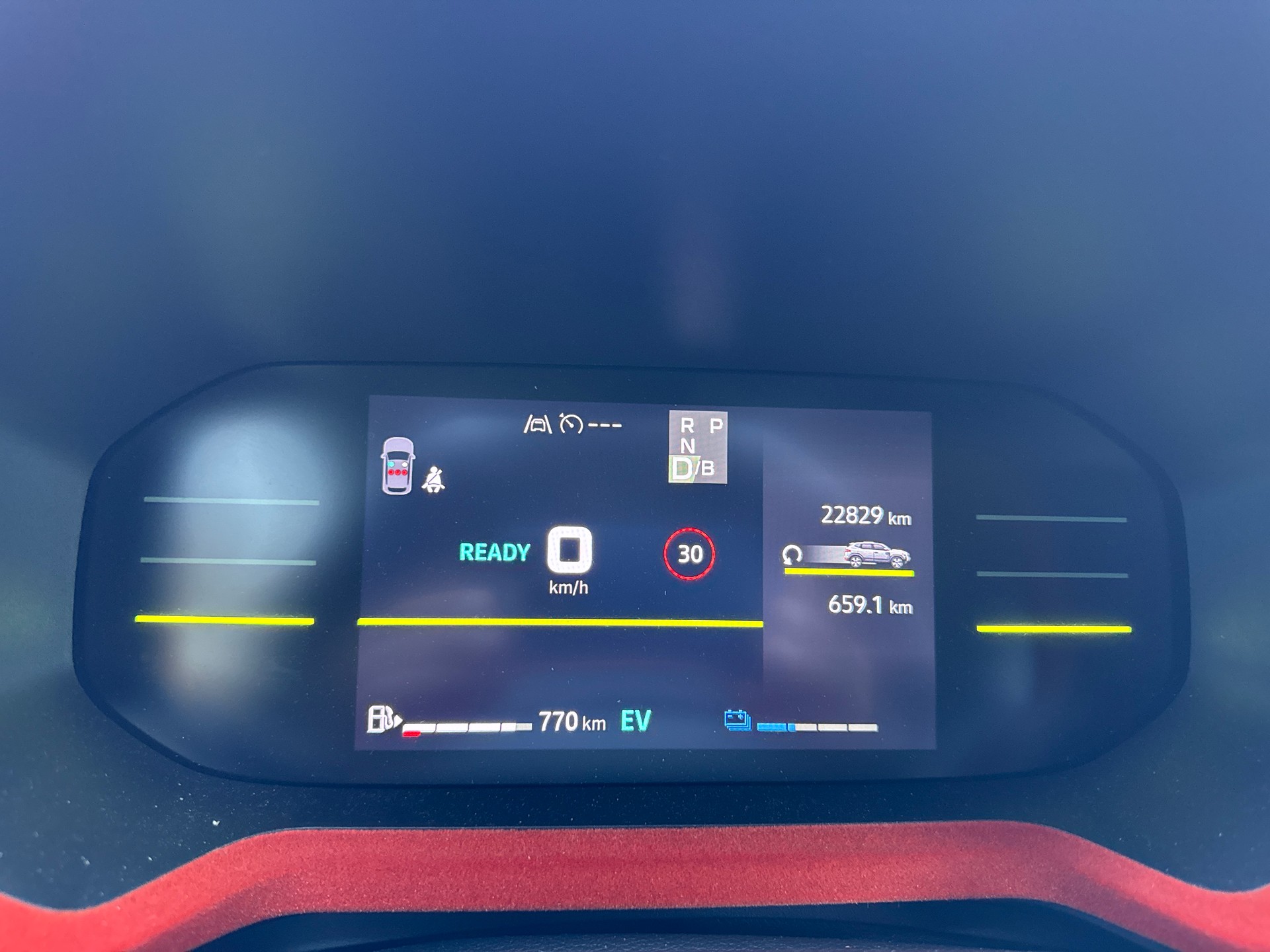 DACIA Duster HEV 140 Journey-image-14