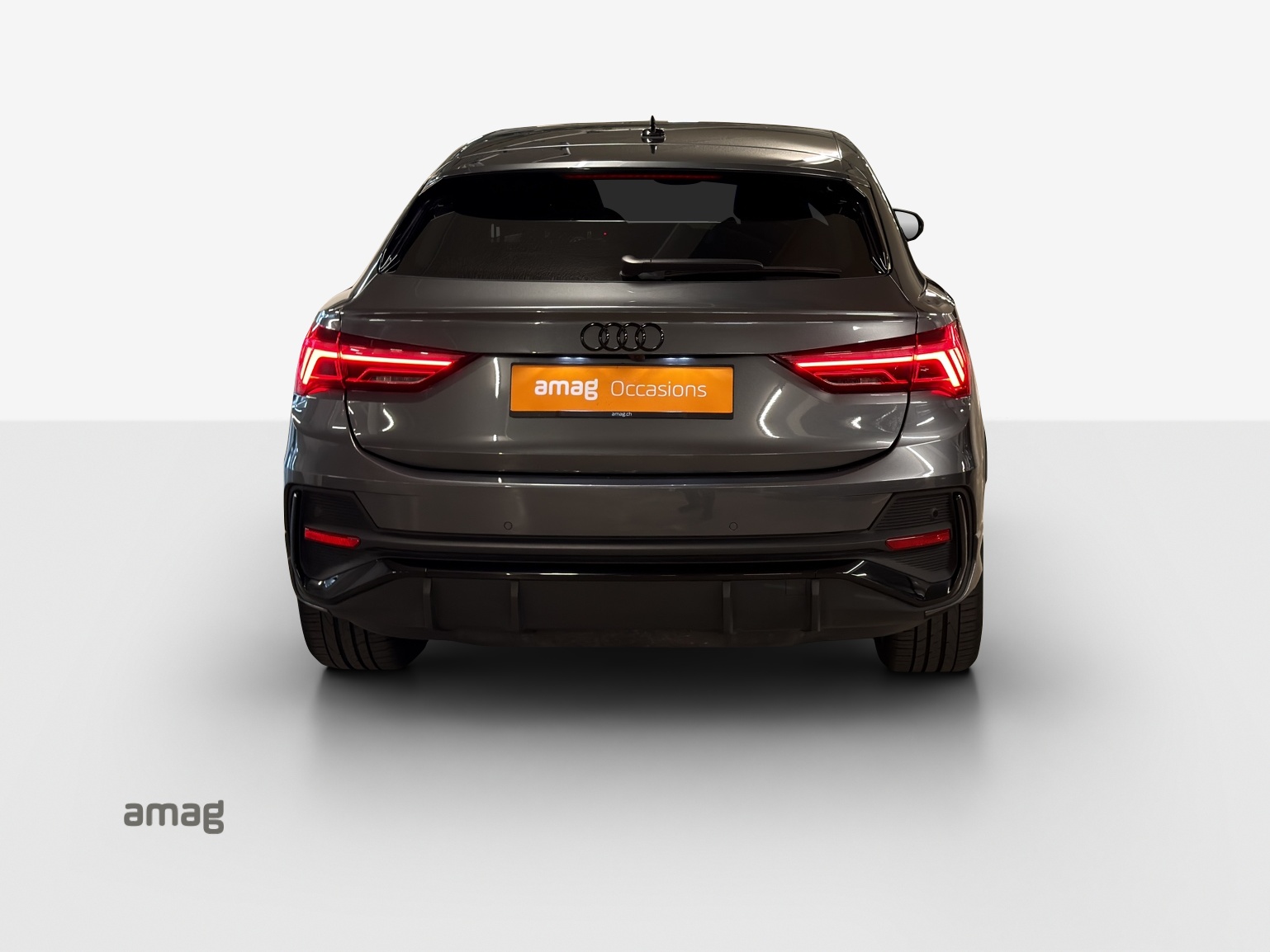 AUDI Q3 Sportback 35 TFSI S line Attraction S-tronic-image-3