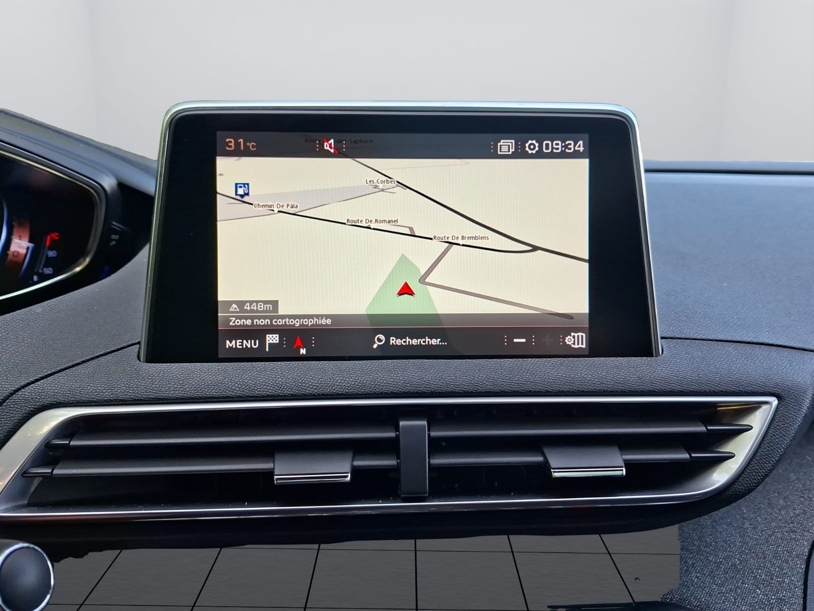 PEUGEOT 3008 2.0 BlueHDi GT EAT-image-16
