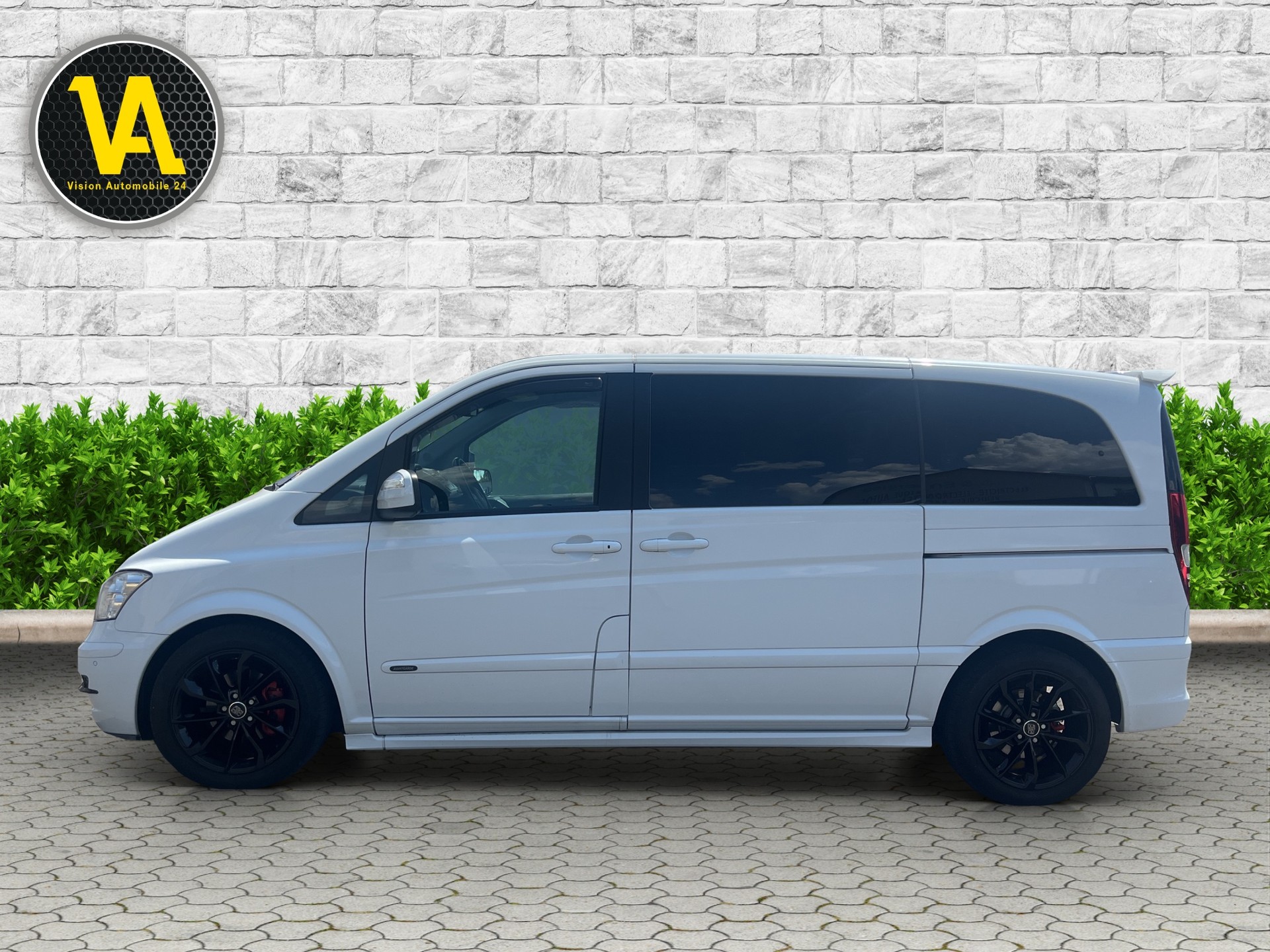 MERCEDES-BENZ Viano 3.0 CDI Blue Eff. Grand Ed. Avantgarde A, 6 Places-image-4