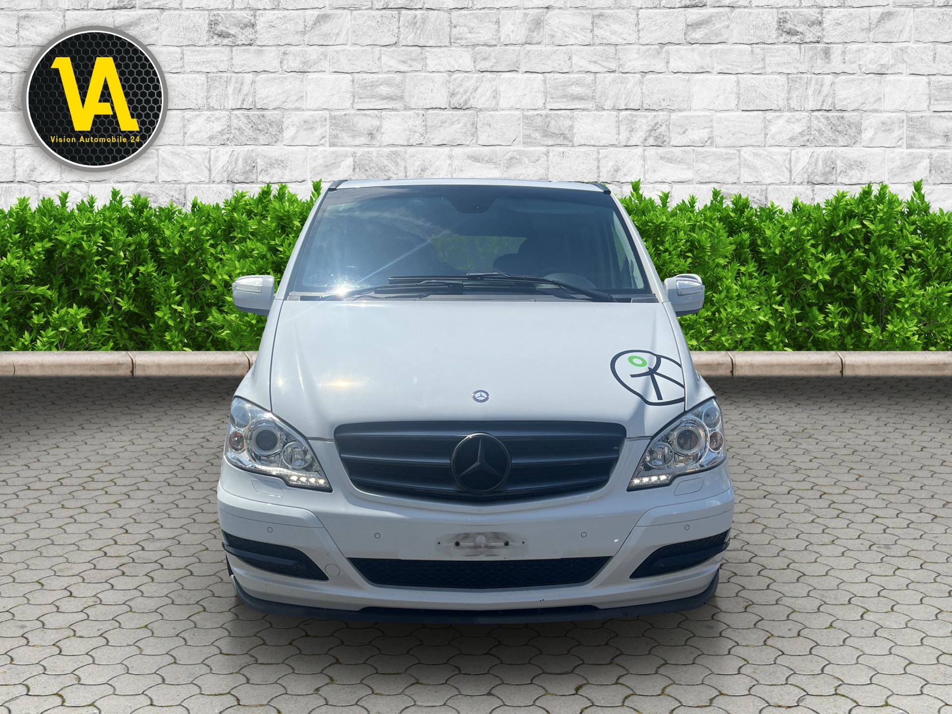 MERCEDES-BENZ Viano 3.0 CDI Blue Eff. Grand Ed. Avantgarde A, 6 Places-image-2