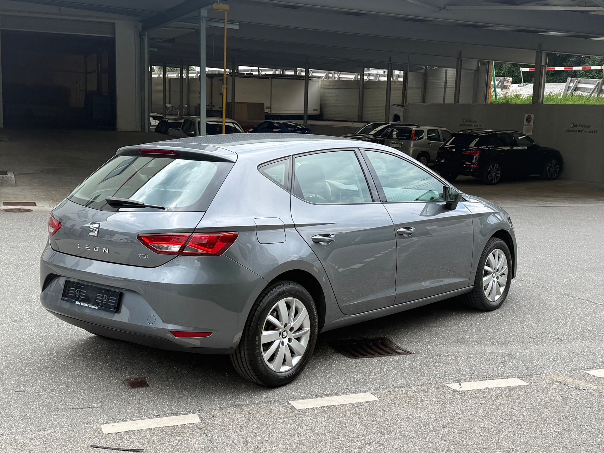 SEAT LEON-image-4