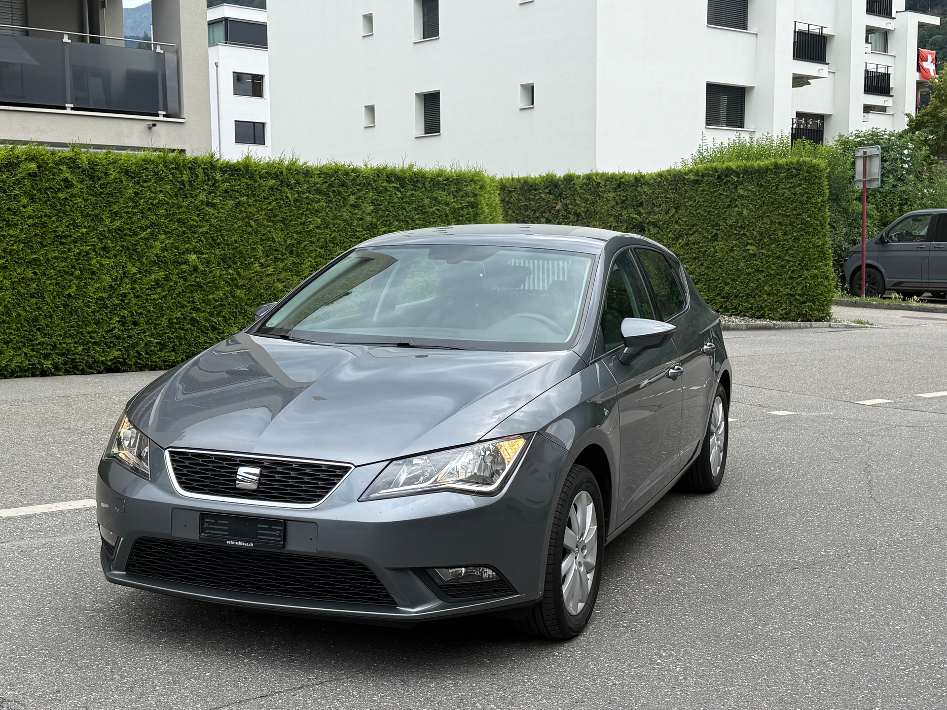 SEAT LEON-image-0