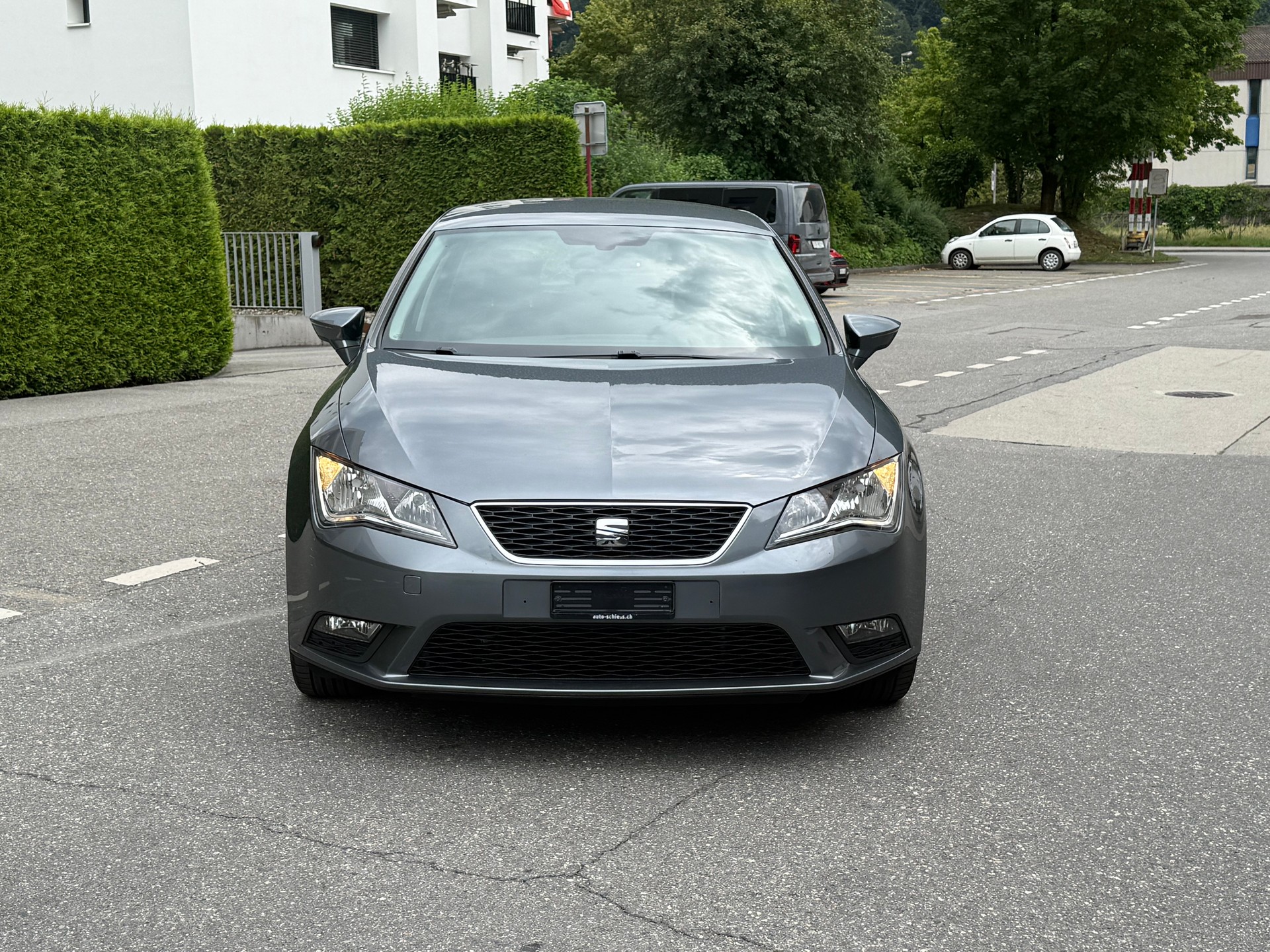 SEAT LEON-image-1