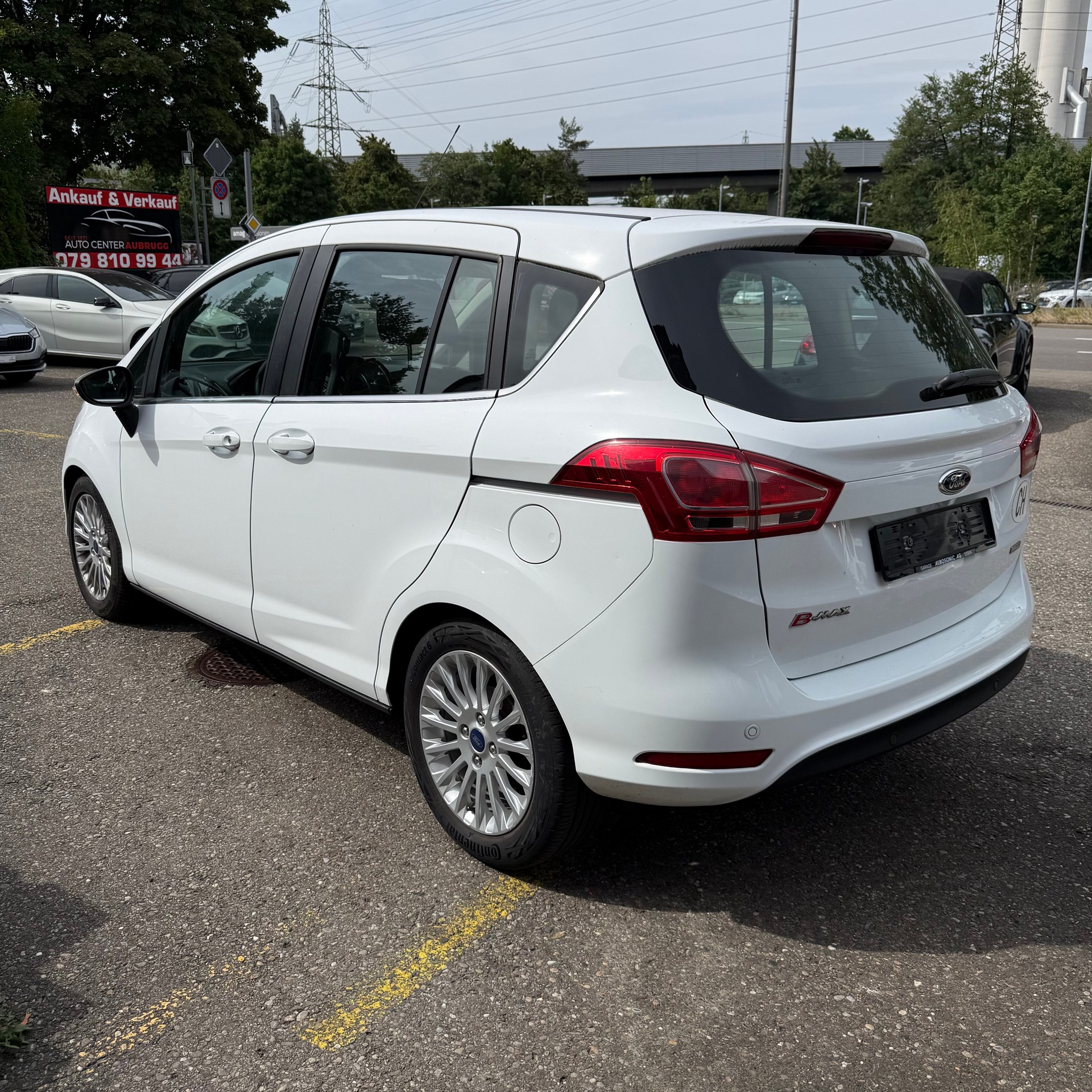 FORD B-Max 1.0 SCTi Titanium *AB PLATZ - SERVICE-GEPFLEGT*-image-1