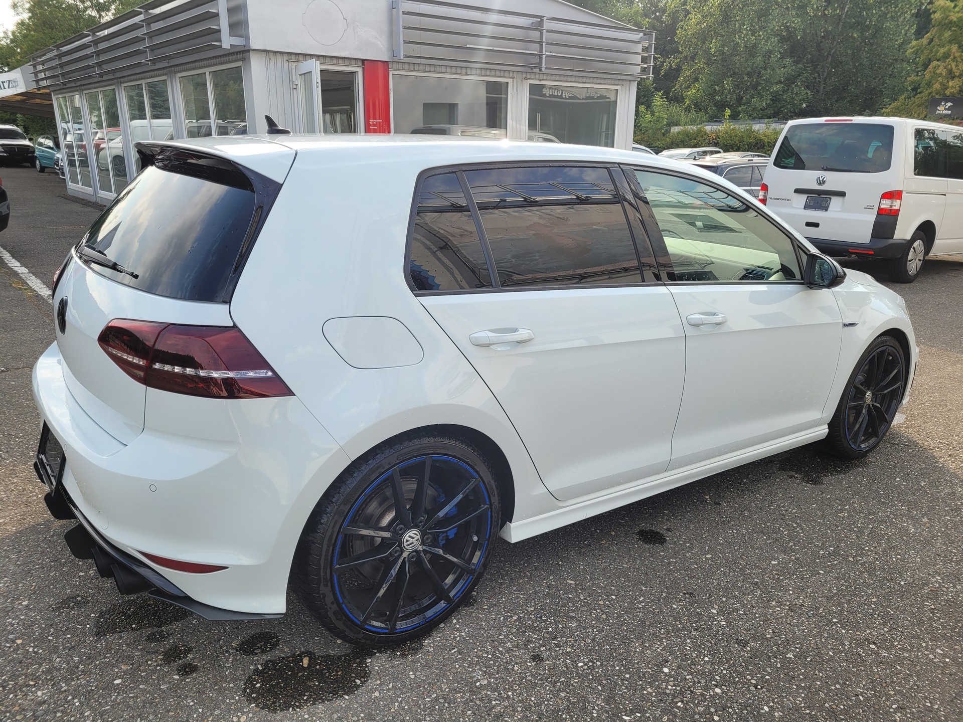 VW Golf 2.0 TSI R 4Motion DSG-image-5