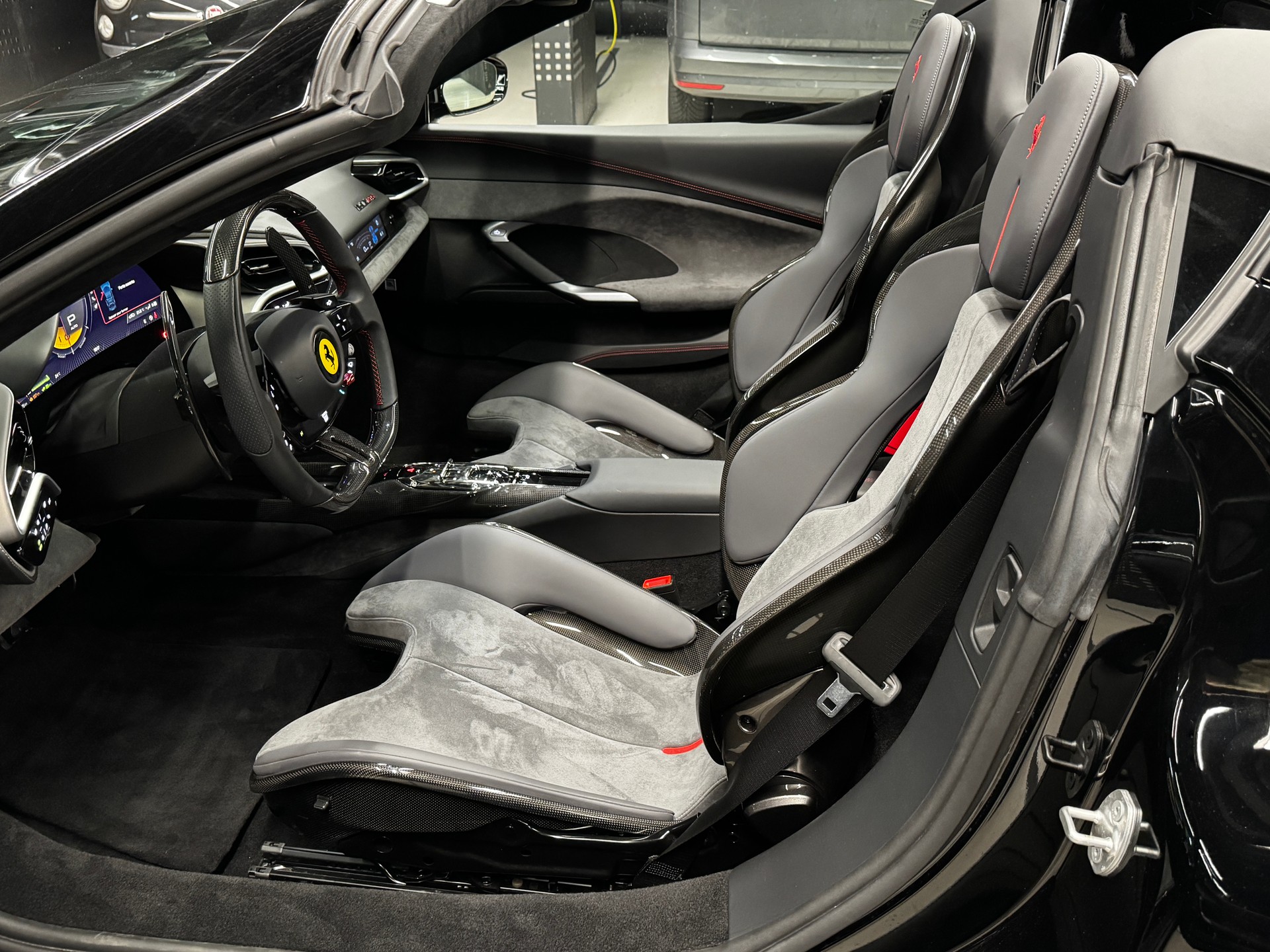 FERRARI 296 GTS-image-7