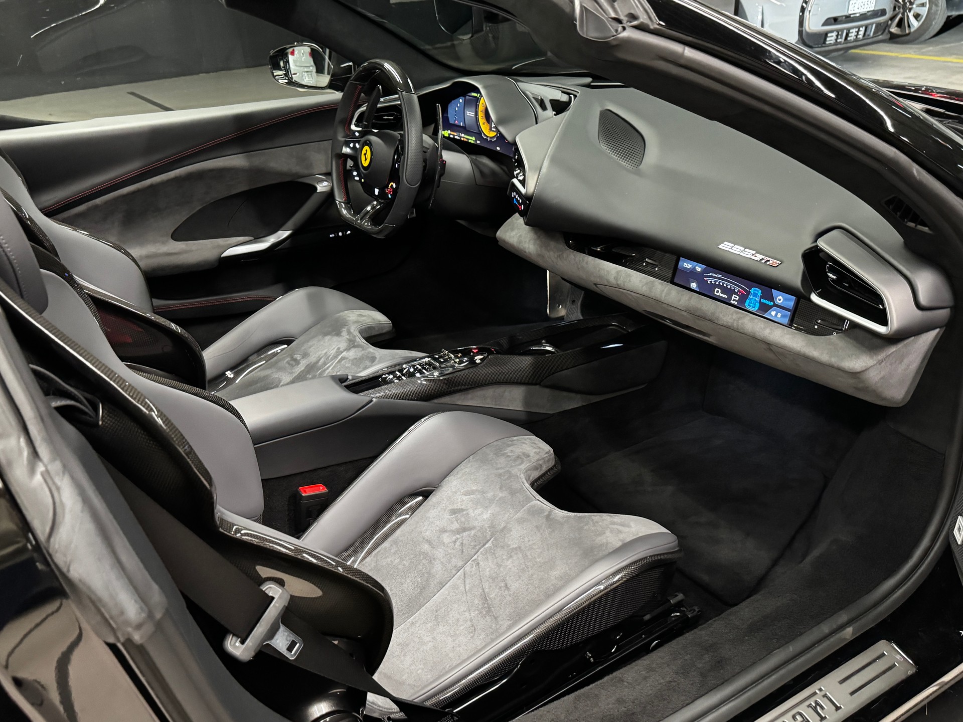 FERRARI 296 GTS-image-9