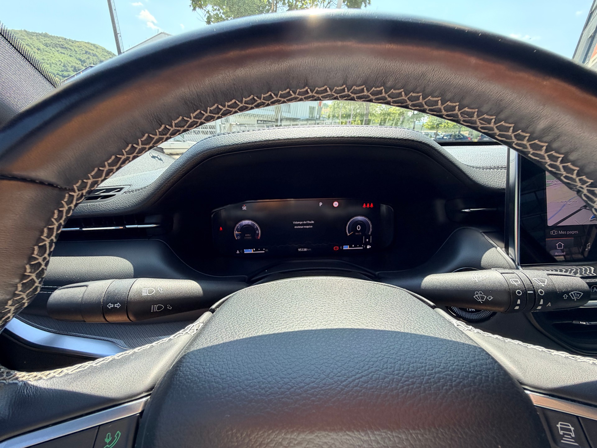 JEEP Compass 4x2 1.3 Turbo S DKG-image-14
