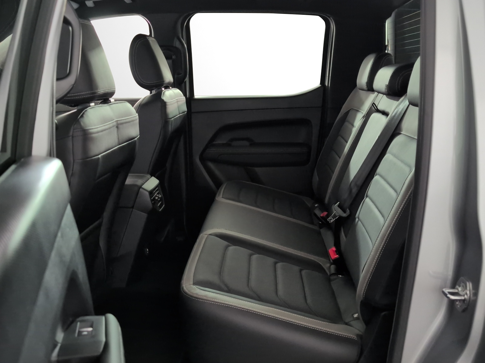 VW Amarok 3.0TDI Aventura Winter 2-image-7