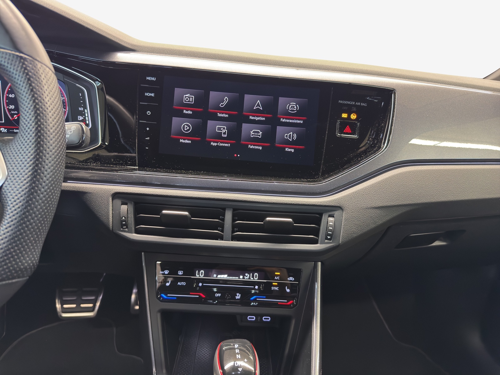 VW Polo 2.0 TSI GTI DSG-image-10
