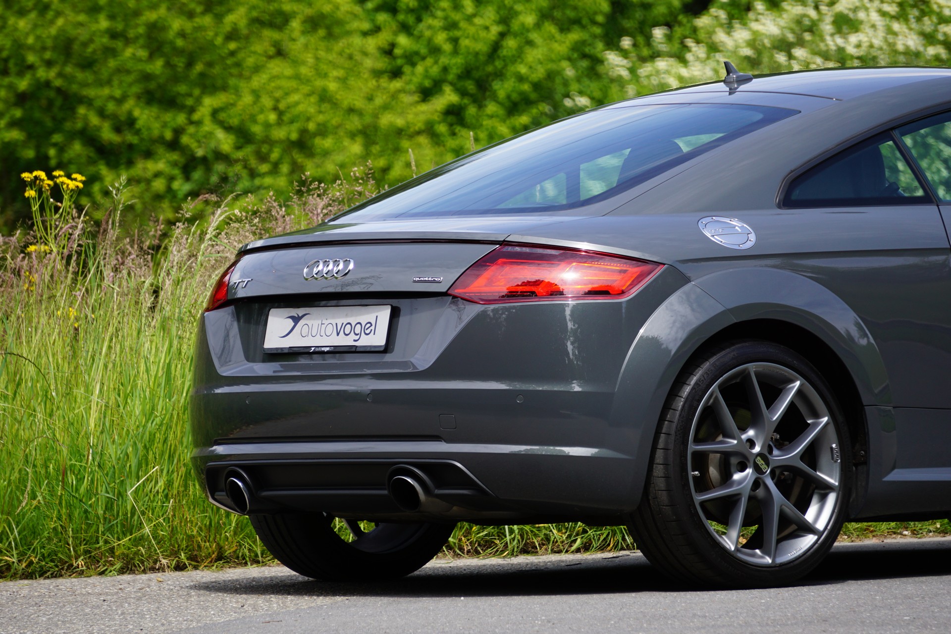 AUDI TT Coupé 2.0 TFSI quattro S-tronic-image-3