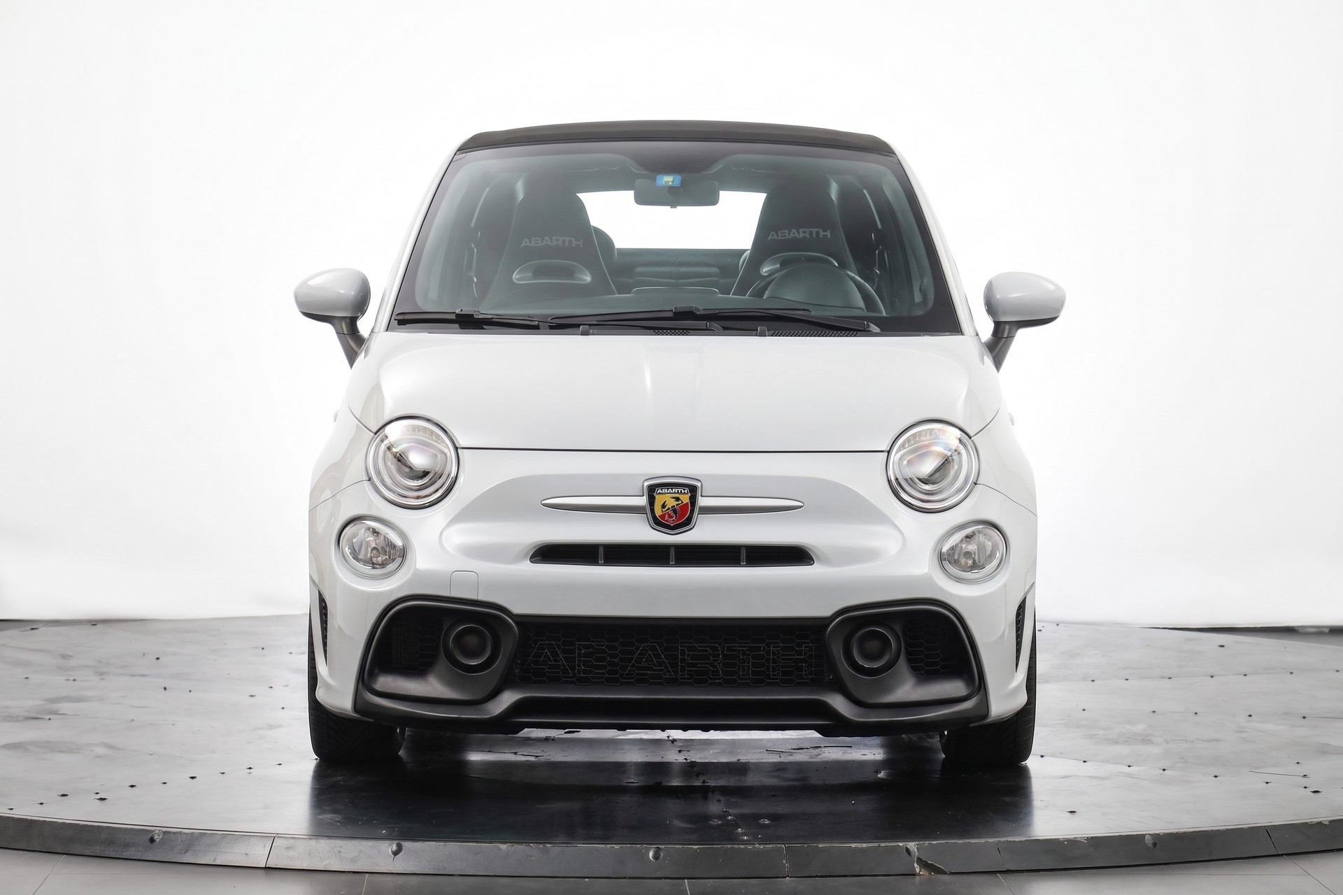 FIAT 595C 1.4 16V Turbo Abarth-image-1