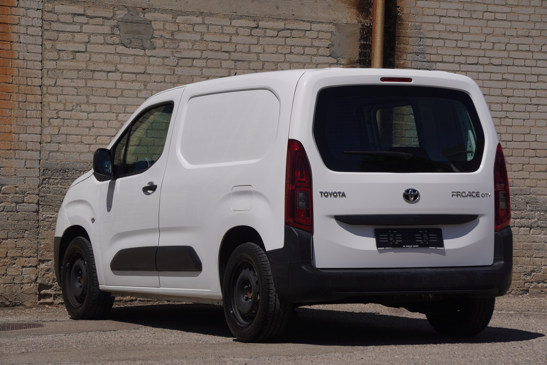 TOYOTA Proace City Van 1.2 Profi Medium-image-3