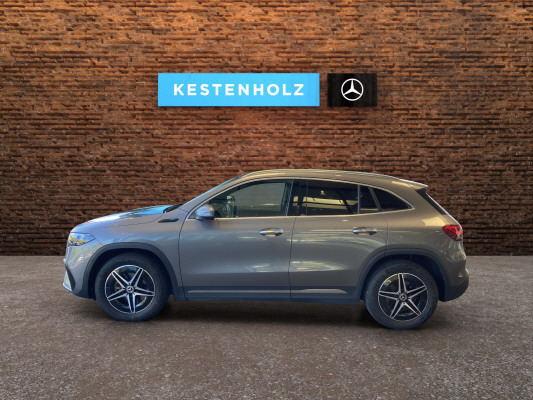 MERCEDES-BENZ EQA 350 AMG Line 4Matic-showroom-element-3