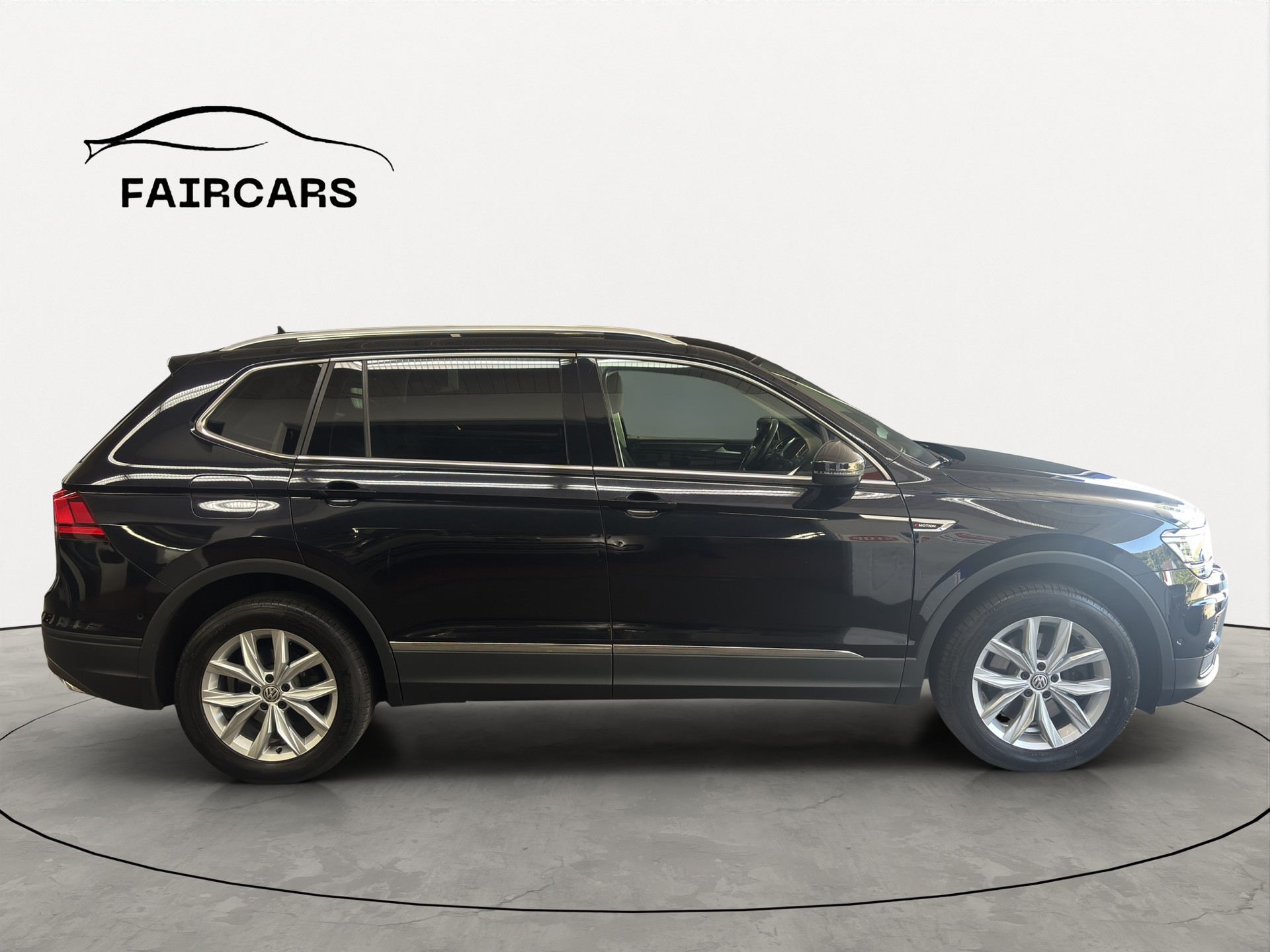 VW Tiguan Allspace 2.0TSI Comfortline 4Motion DSG-image-5