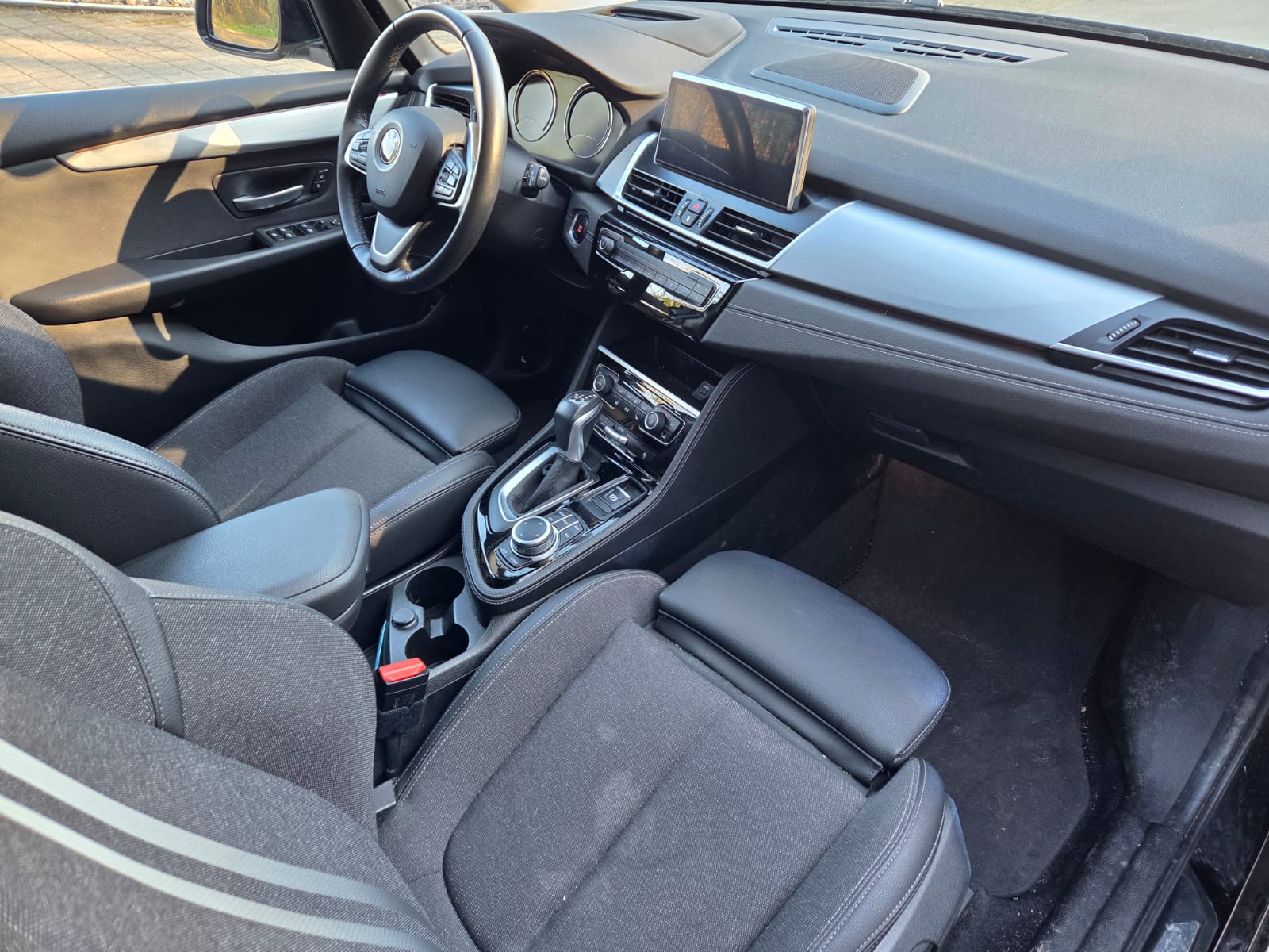 BMW 225xe iPerformance Active Tourer Sport Line Steptronic-image-11