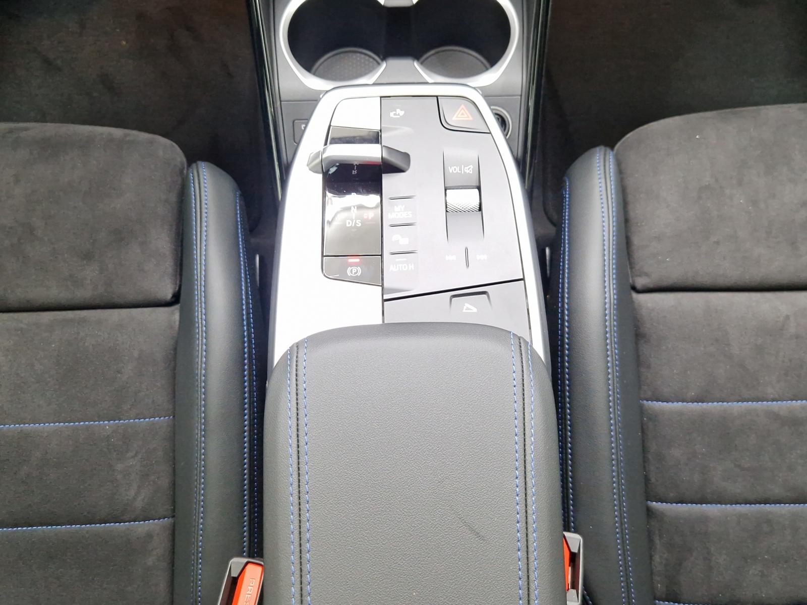 BMW X1 M35i-image-20