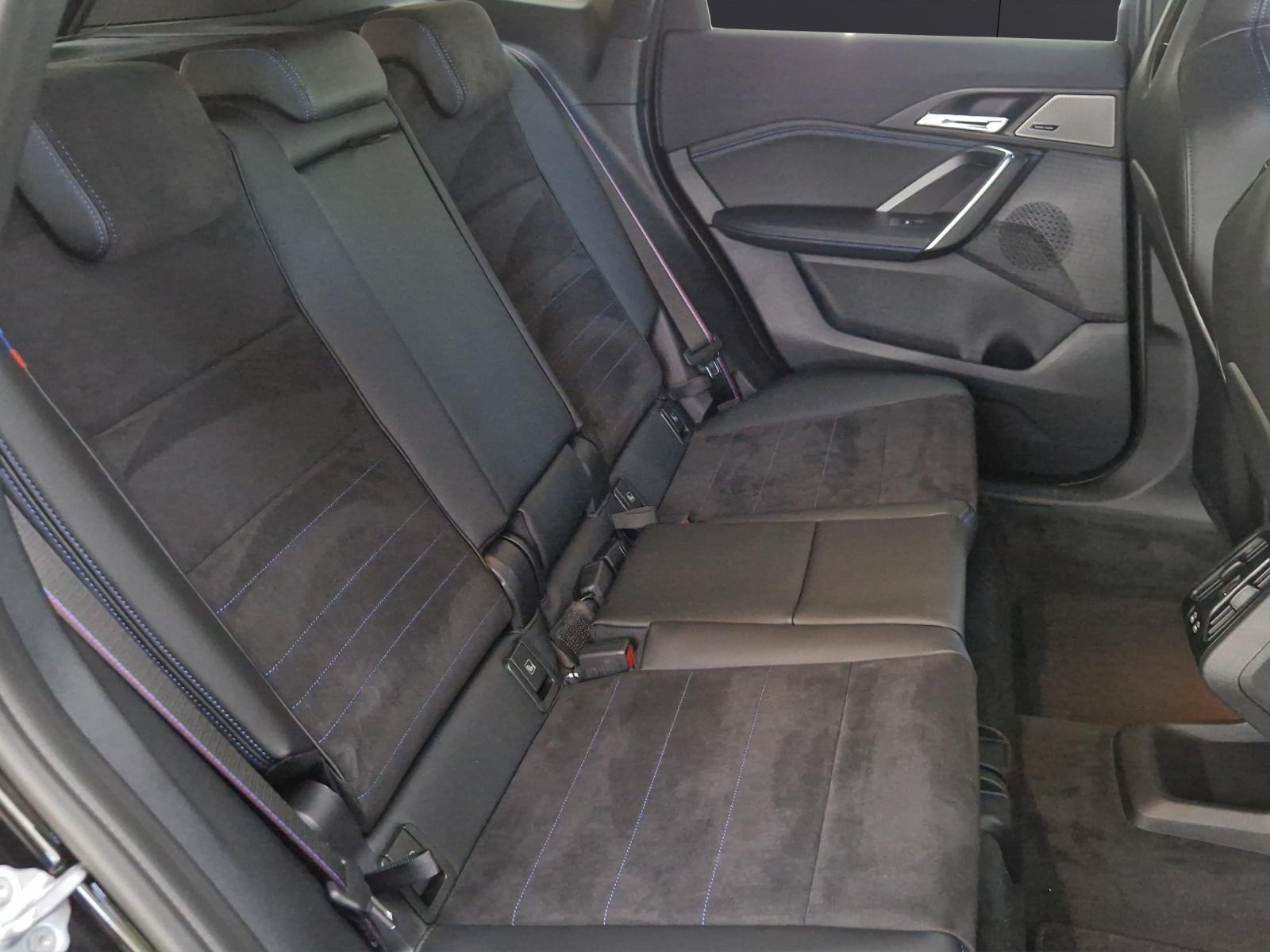 BMW X1 M35i-image-13