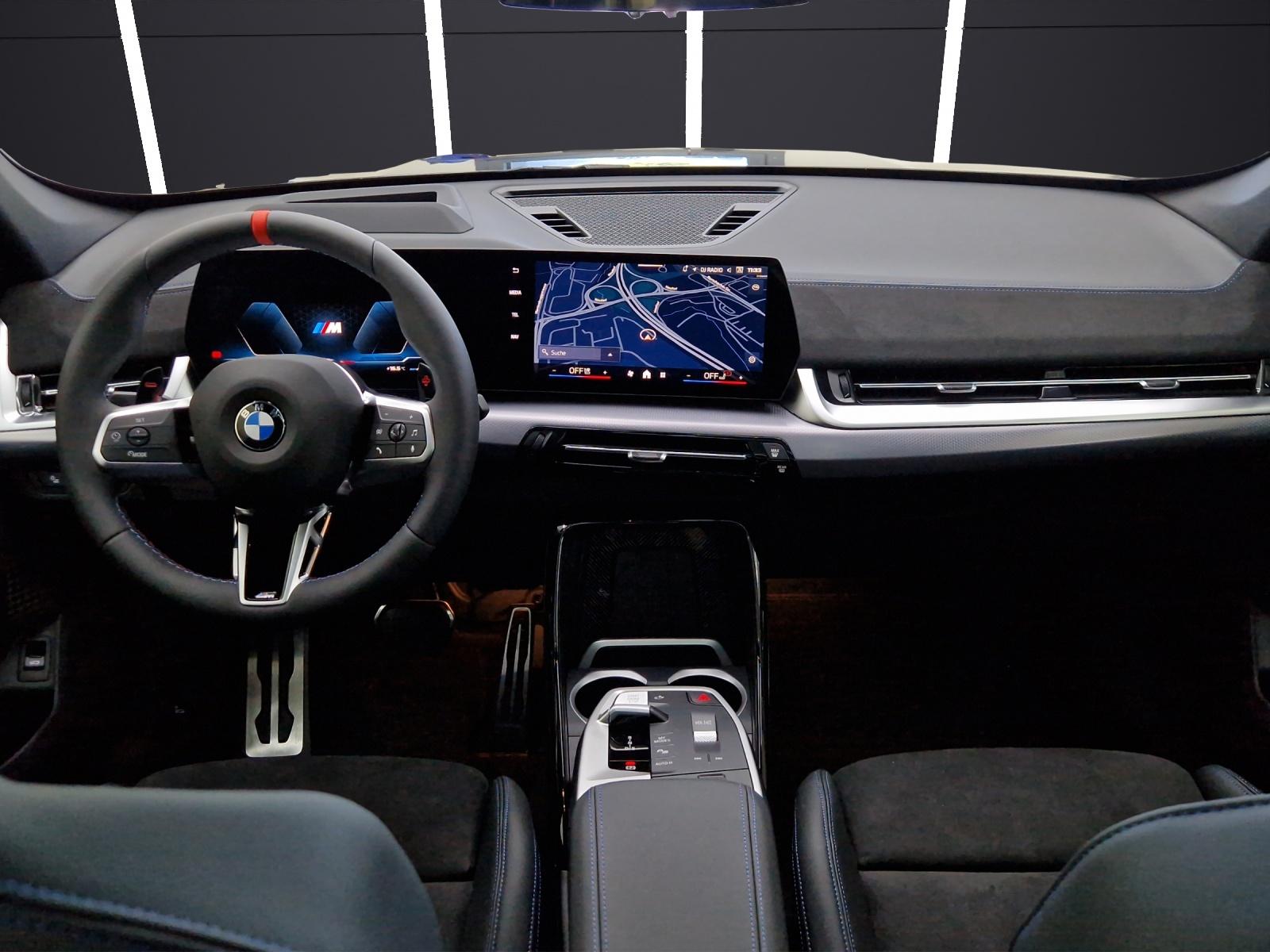 BMW X1 M35i-image-17