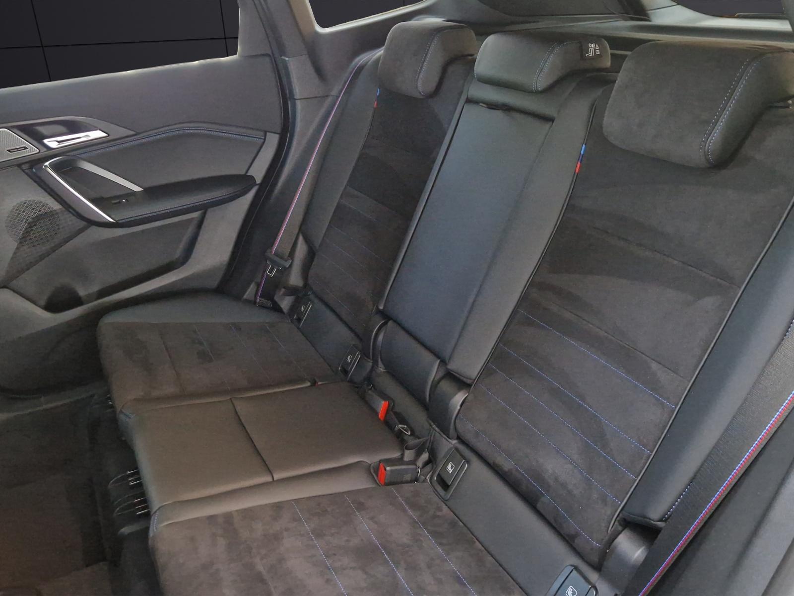 BMW X1 M35i-image-11