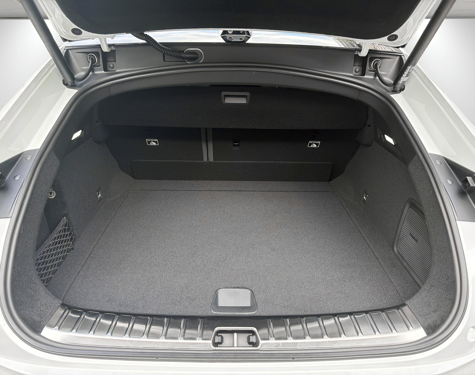 POLESTAR 4 Long Range Dual Motor Prime-image-8