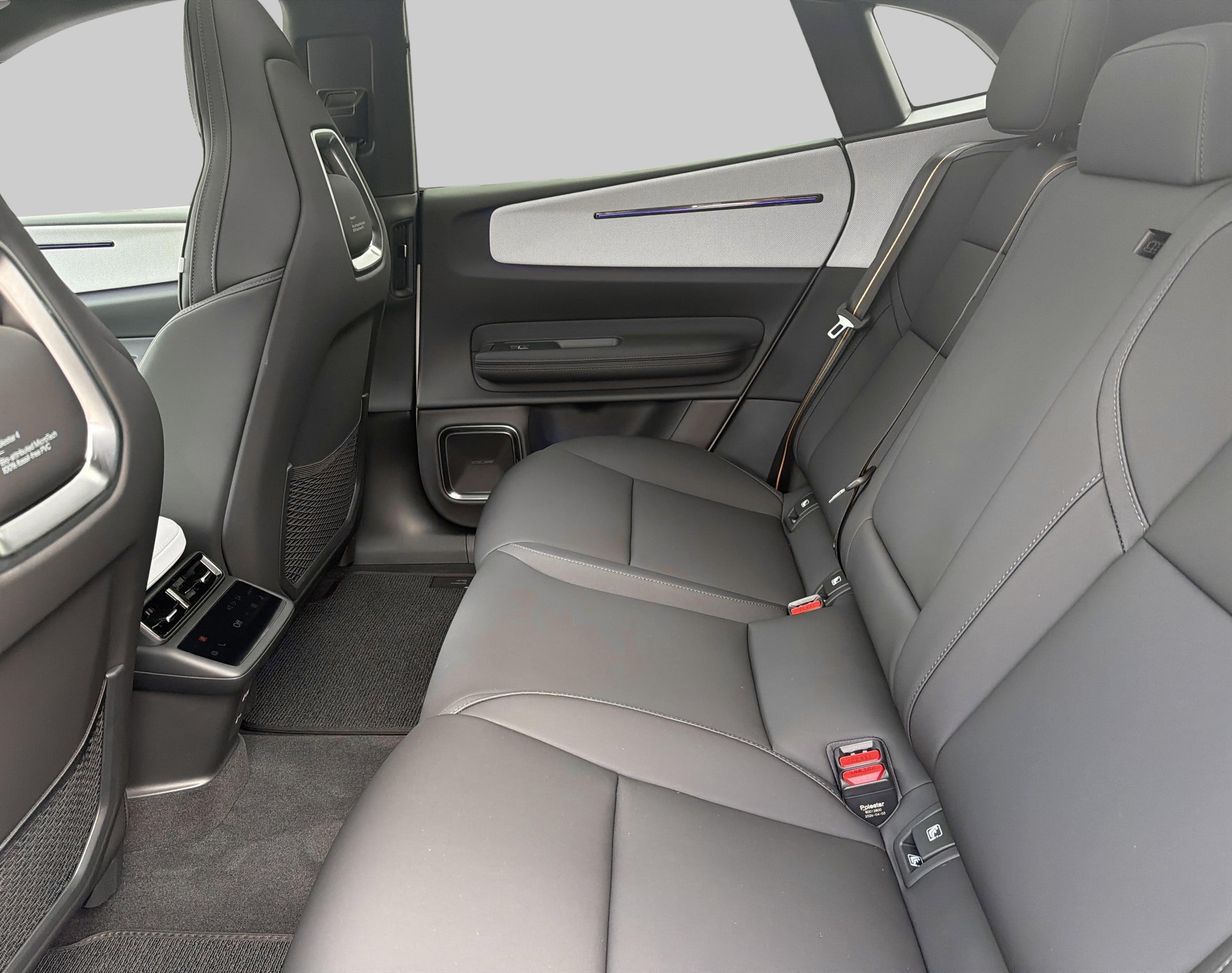 POLESTAR 4 Long Range Dual Motor Prime-image-3