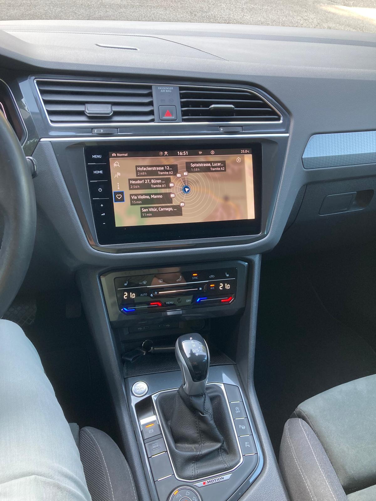 VW Tiguan 2.0TSI Elegance 4Motion DSG-image-15