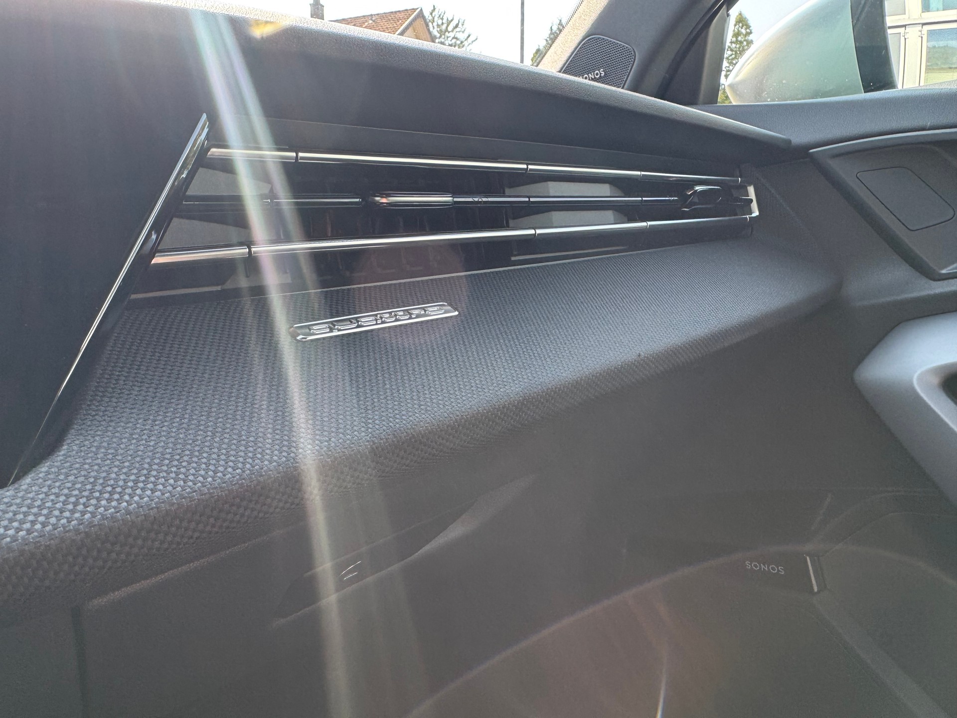 AUDI S3 Sportback *Performance Akrapovic* TFSI quattro S-tronic-image-23
