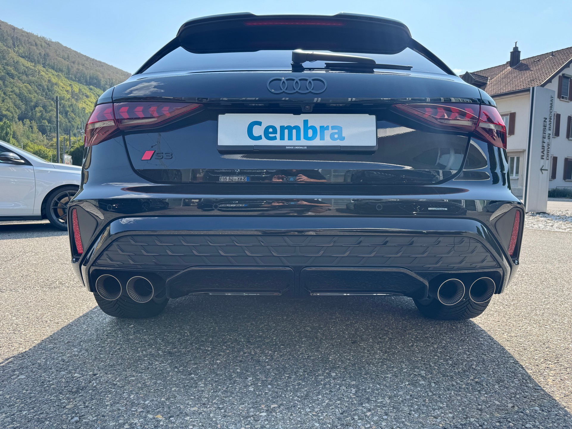 AUDI S3 Sportback *Performance Akrapovic* TFSI quattro S-tronic-image-11