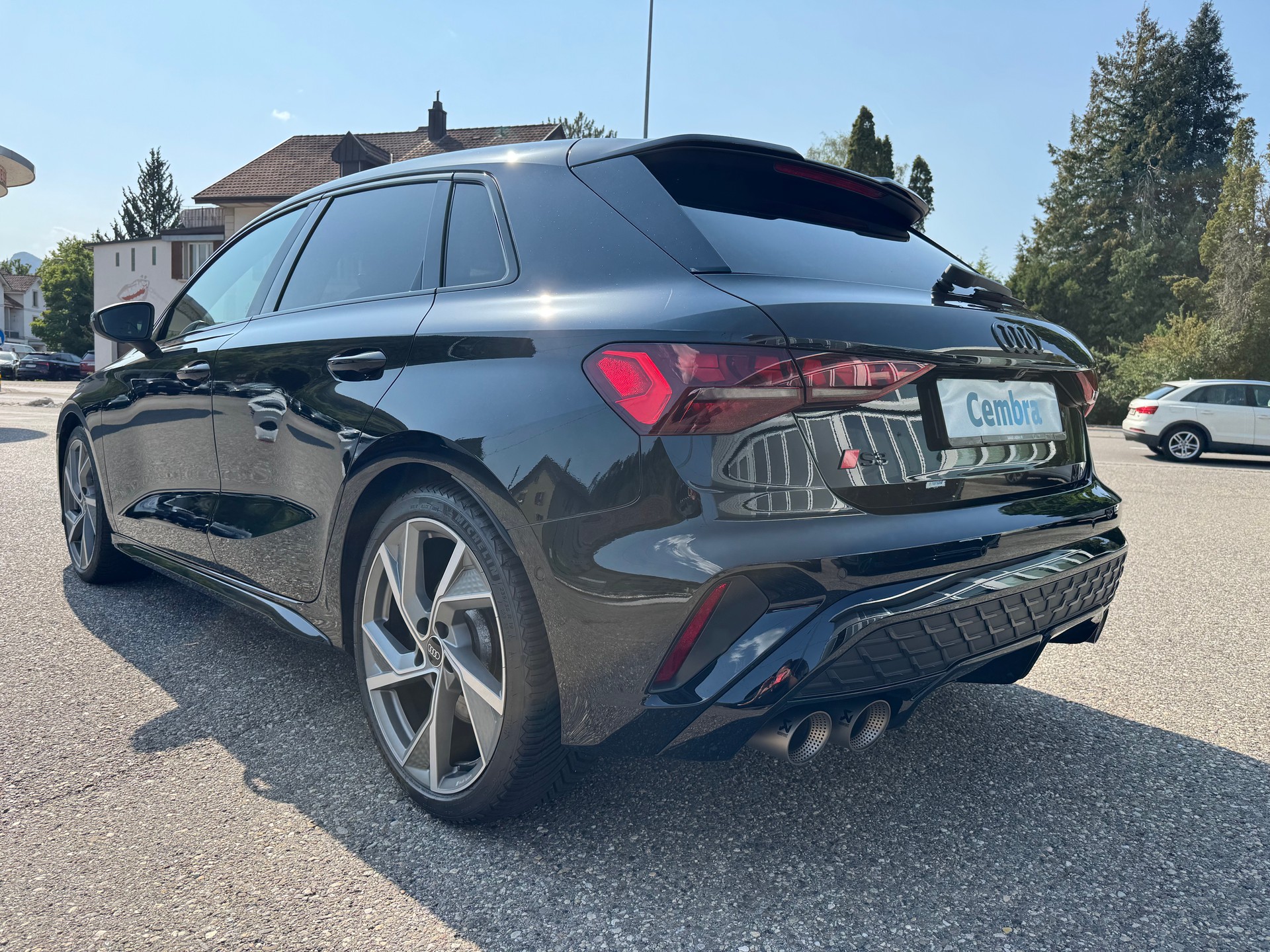 AUDI S3 Sportback *Performance Akrapovic* TFSI quattro S-tronic-image-9