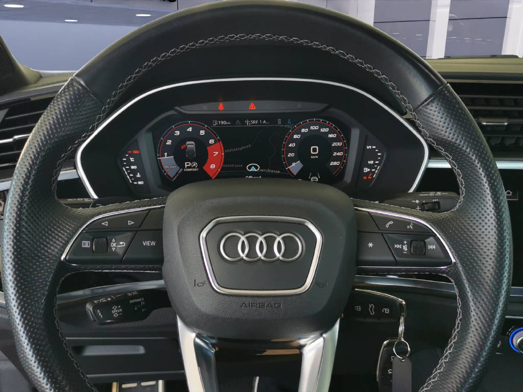 AUDI Q3 Sportback 2.0 40 TFSI quattro S-Tronic-image-13