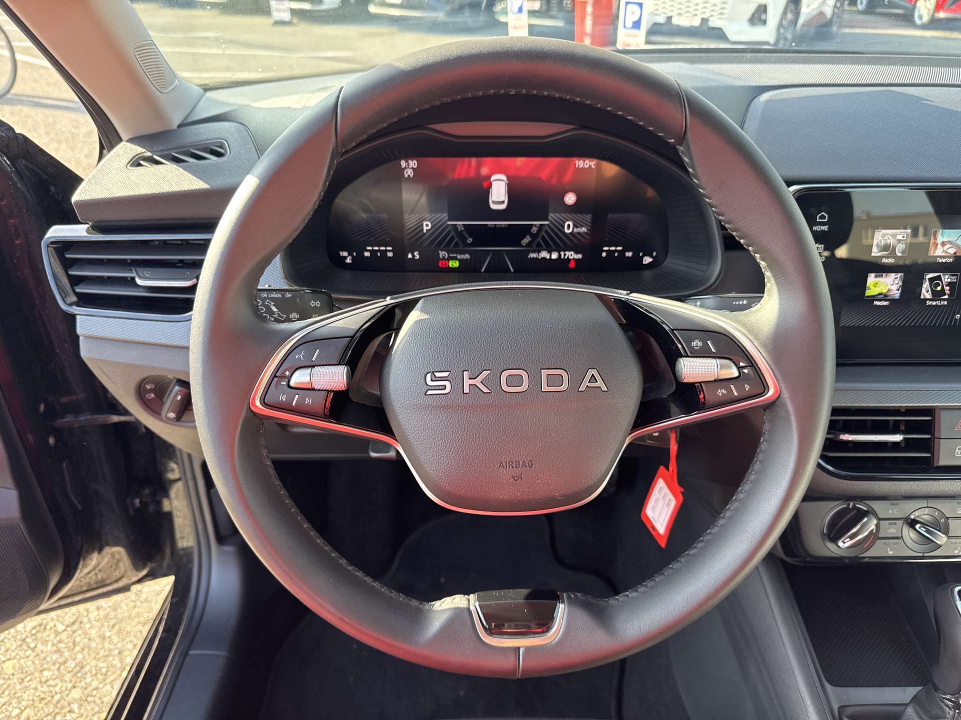 SKODA Kamiq 1.0 TSi Essence DSG-Automat-image-15