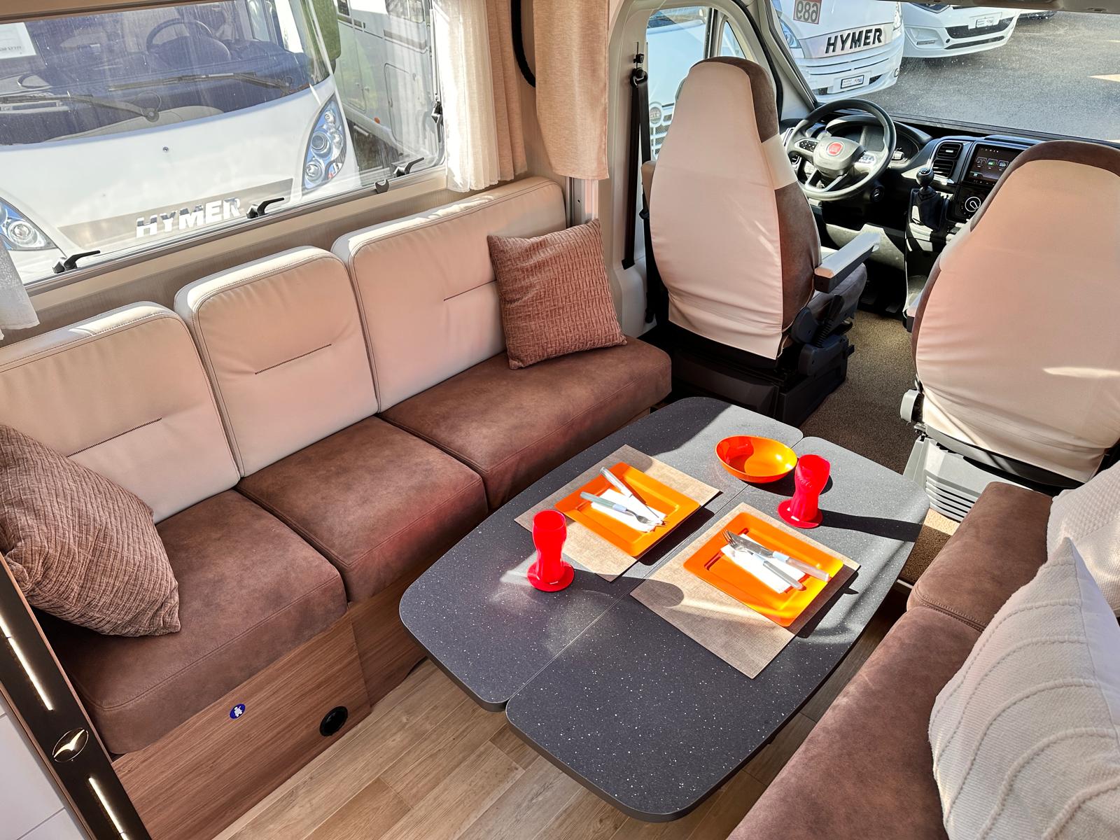 PILOTE P696 D ***Der Pilote ist das perfekte Fahrzeug für Paare, die auf unter 7 Metern Länge nicht auf Platz verzichten wollen***-image-18