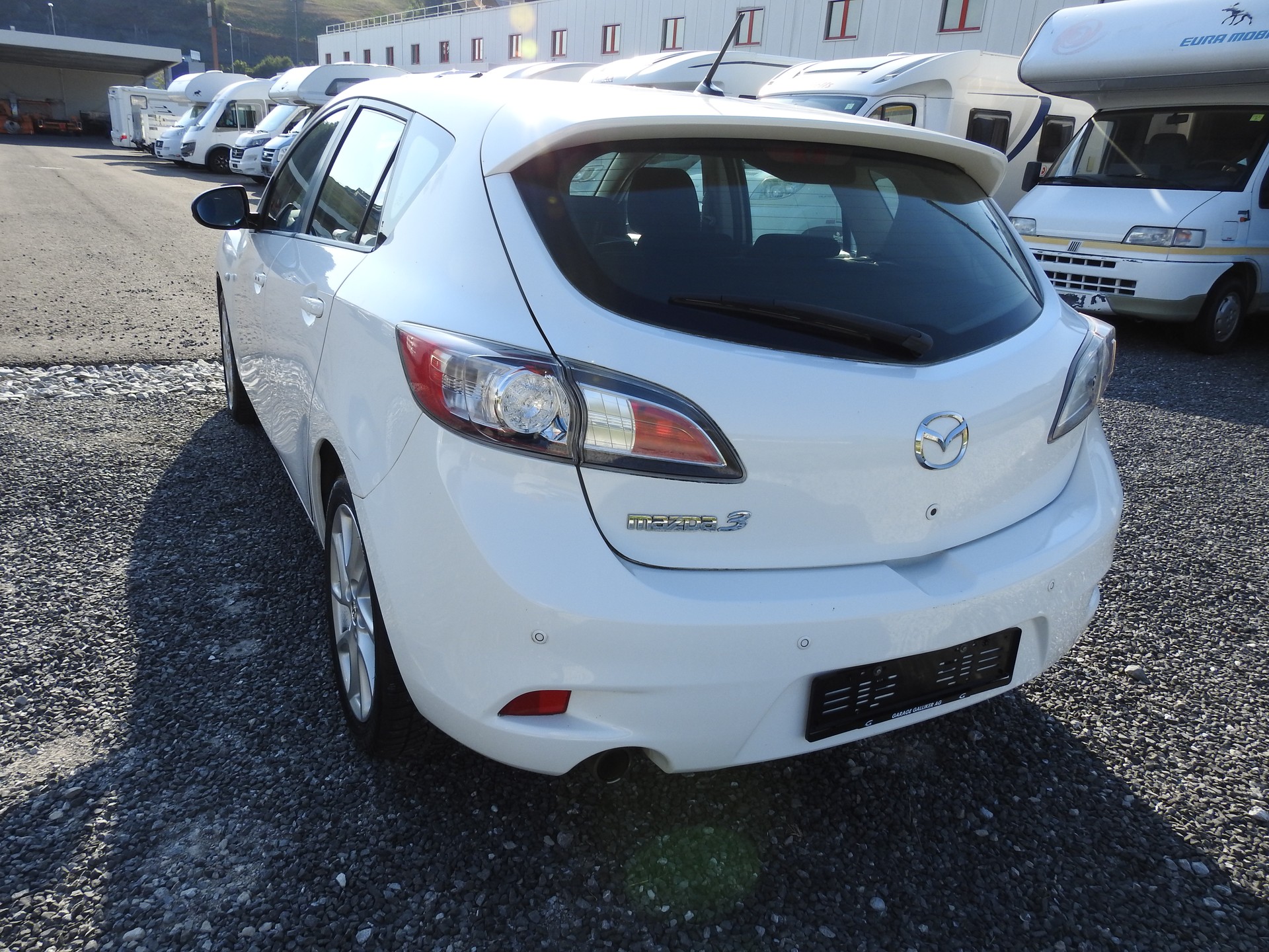MAZDA 3 2.0 16V Sport Activematic-showroom-element-3