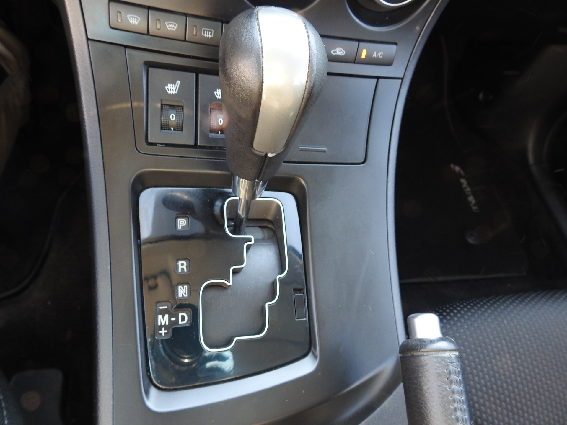 MAZDA 3 2.0 16V Sport Activematic-image-19