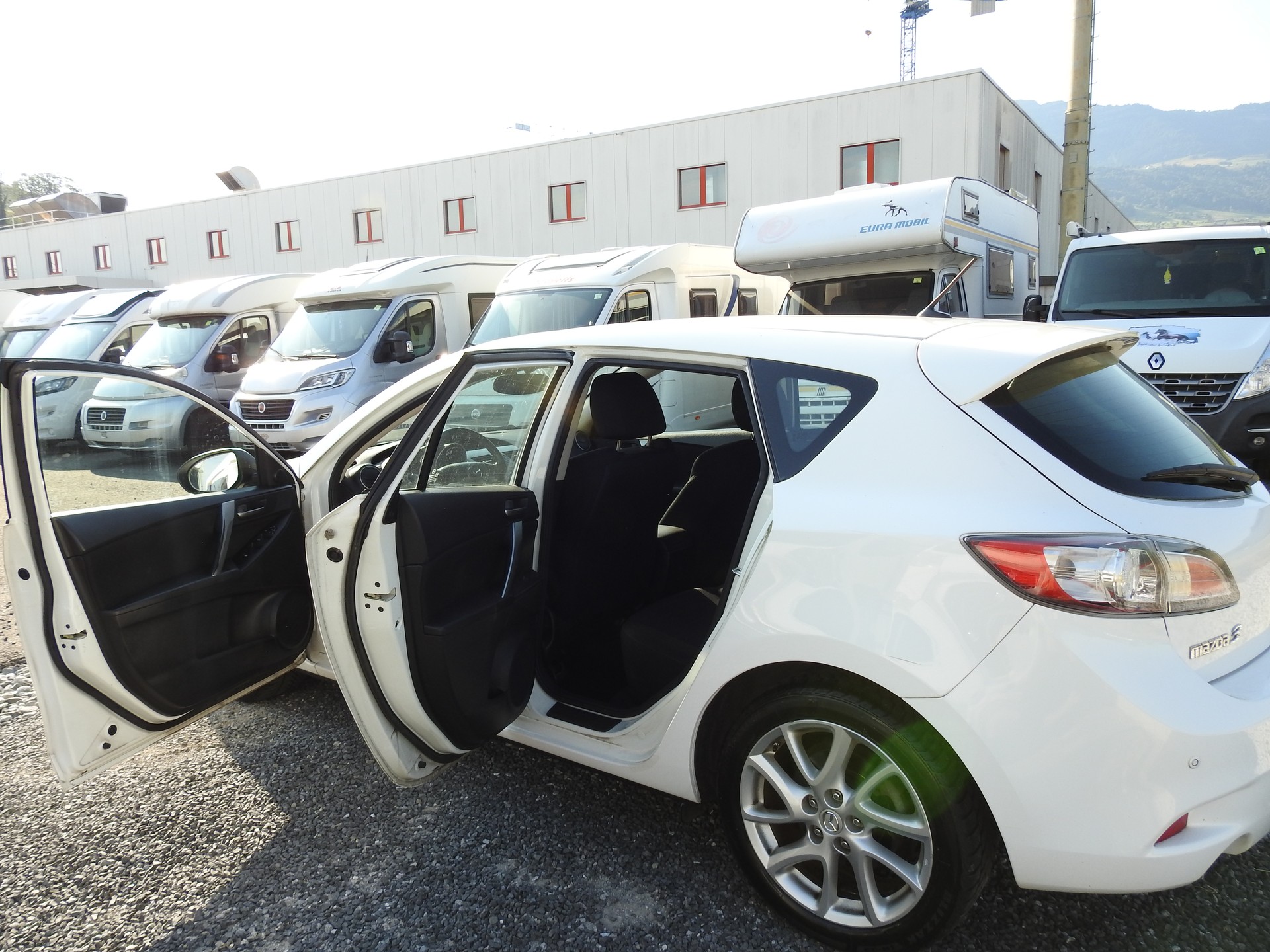 MAZDA 3 2.0 16V Sport Activematic-image-14
