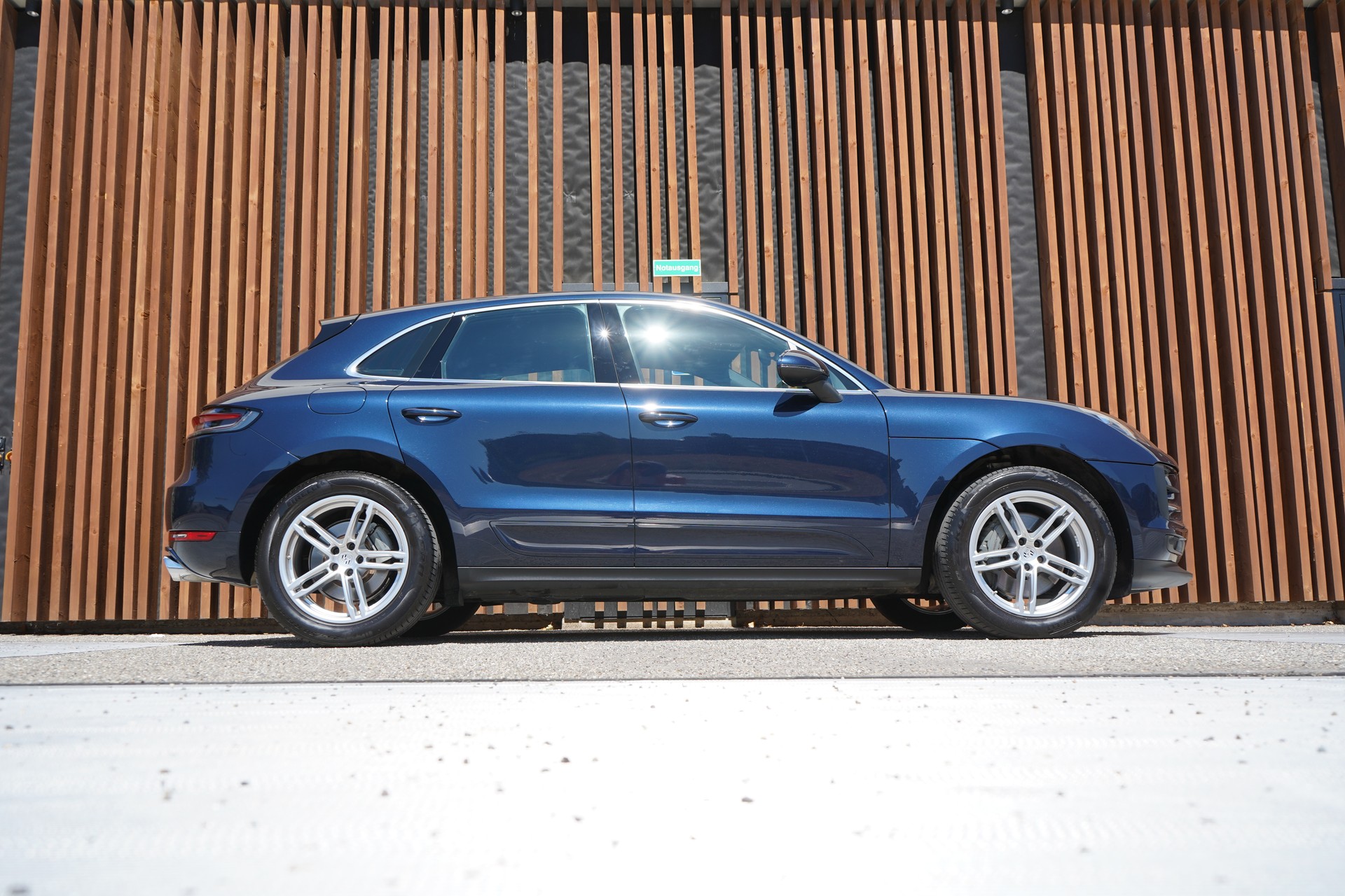 PORSCHE MACAN S PDK l 354 PS-image-2