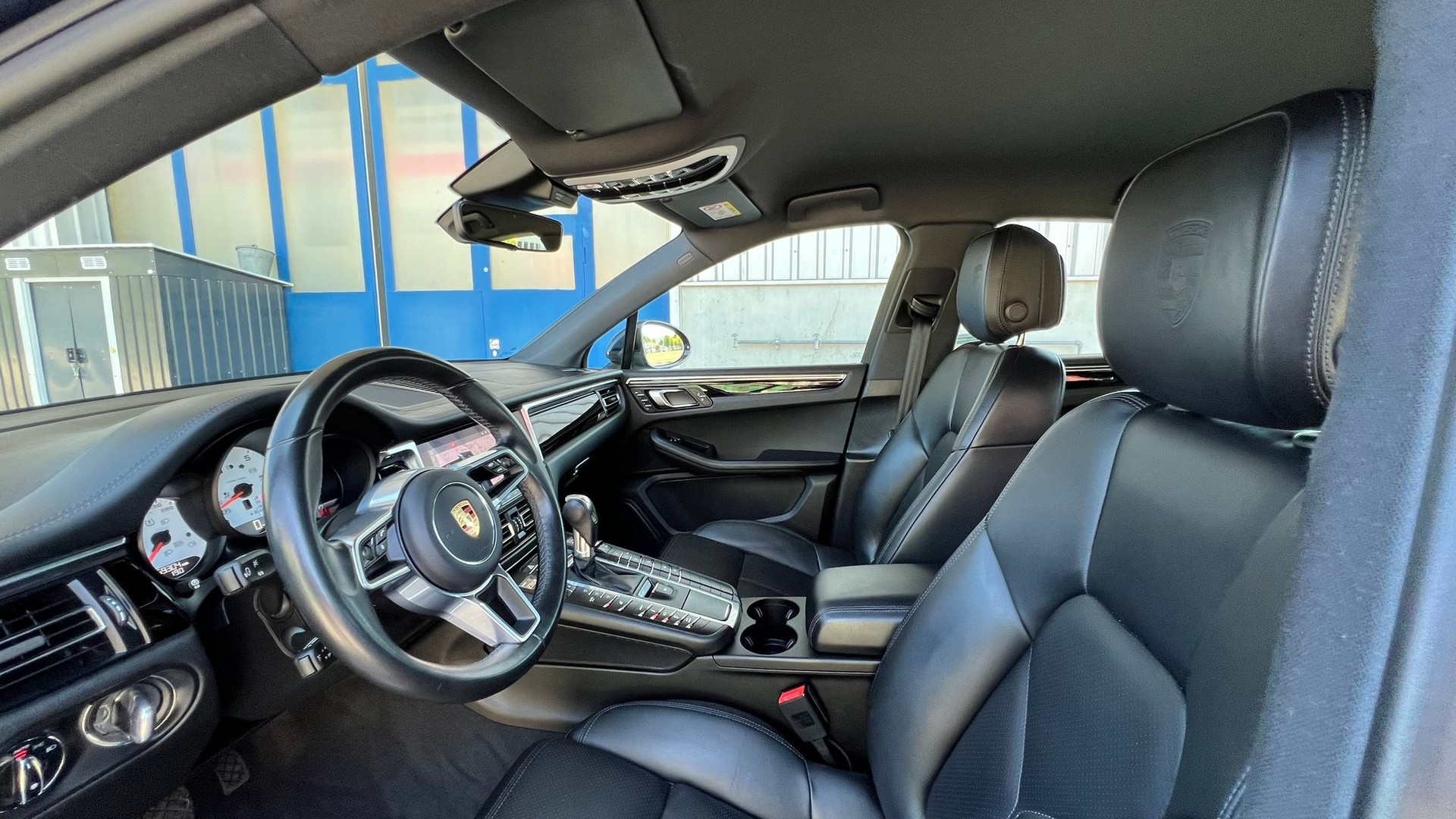 PORSCHE MACAN S PDK l 354 PS-image-27
