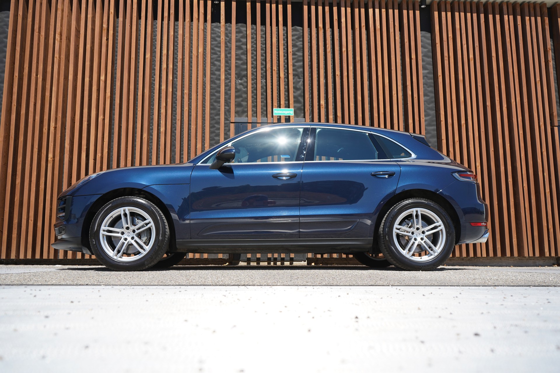 PORSCHE MACAN S PDK l 354 PS-image-3