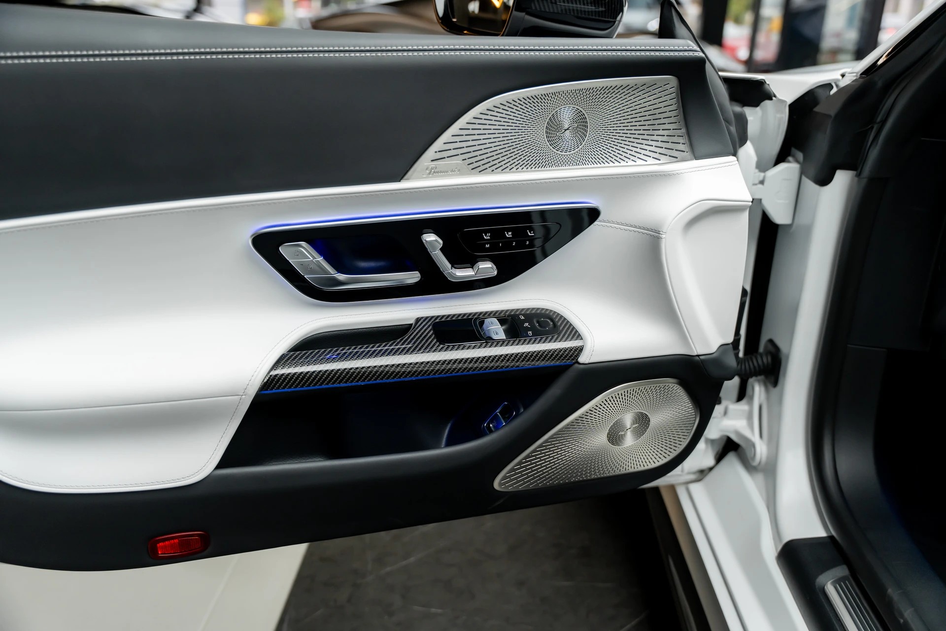 MERCEDES-BENZ AMG GT 63 4Matic+ Executive Edition-image-14