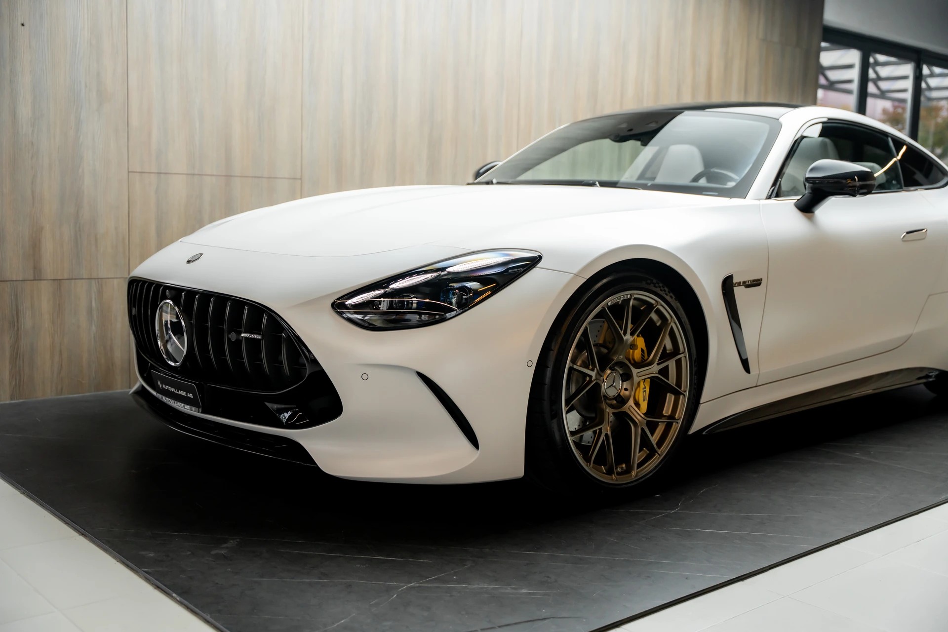 MERCEDES-BENZ AMG GT 63 4Matic+ Executive Edition-image-24