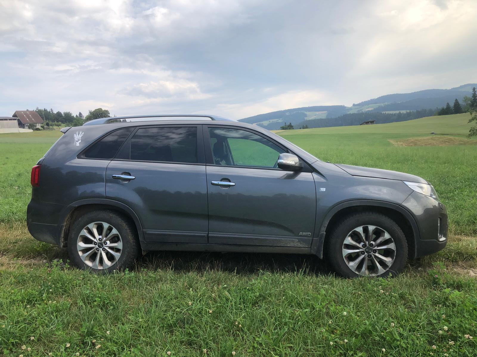KIA Sorento 2.2 CRDI Trend-image-2