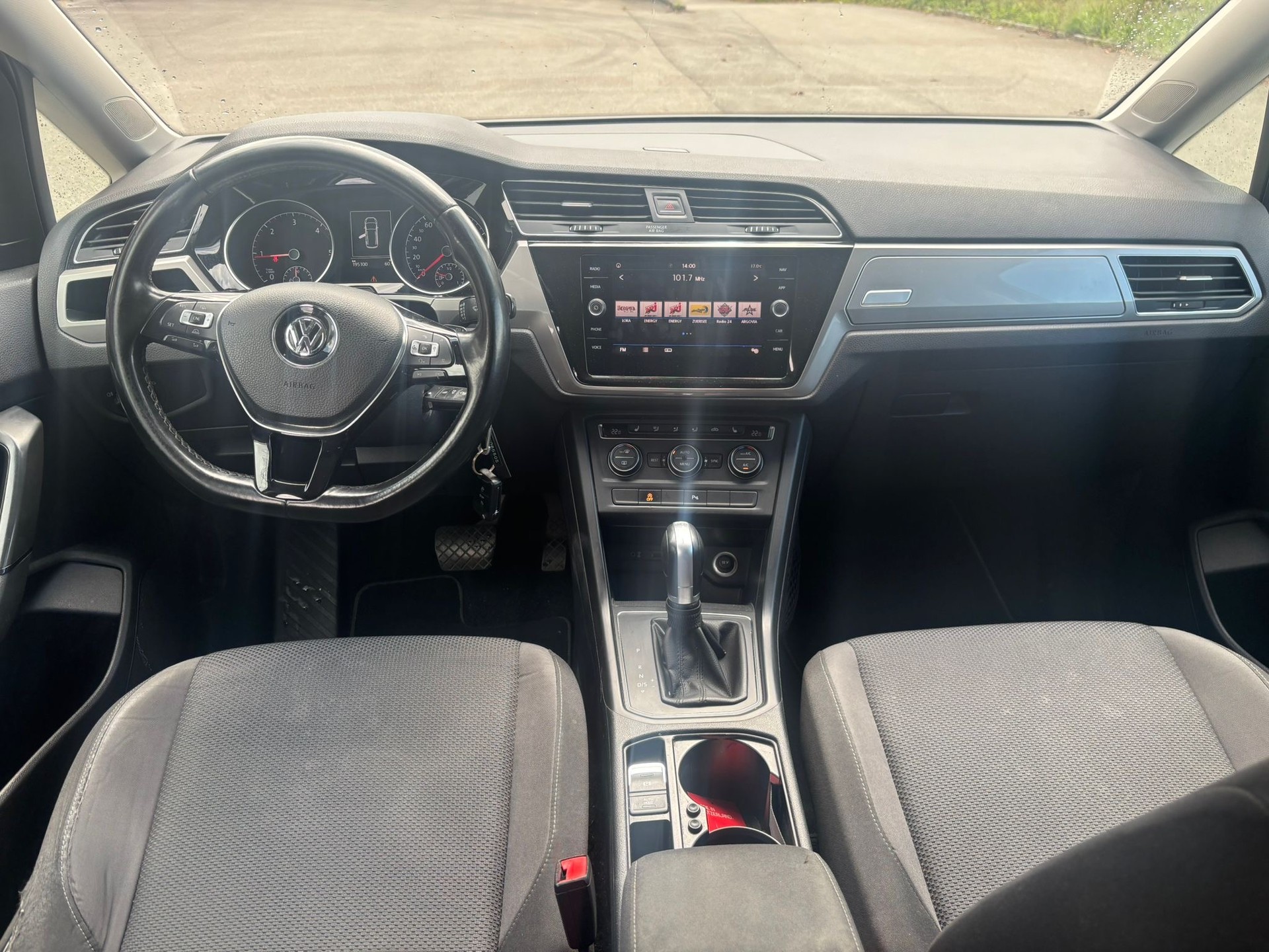 VW TOURAN 1.6TDI DSG 7 PLATZ 2018-image-3