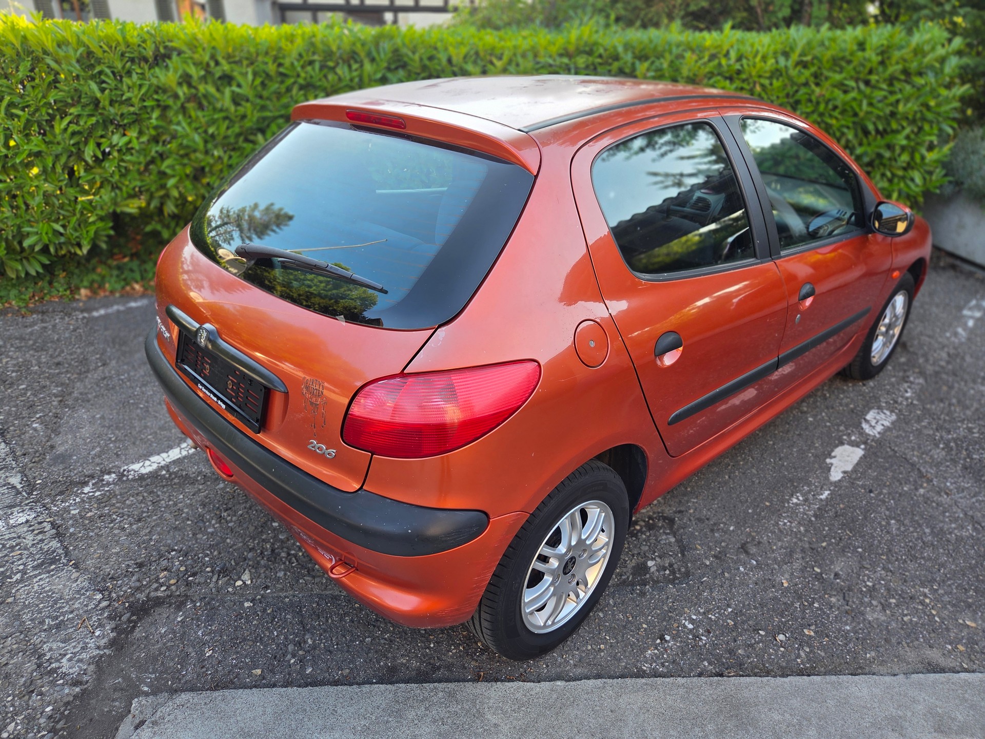 PEUGEOT 206 1.6 XT Premium-image-3